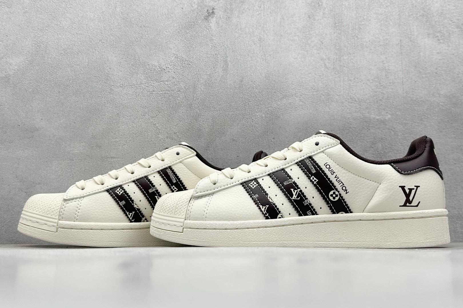 AD Originals Superstar x Louis Vuitton 白棕 XS0015 AD Originals Superstar x Louis Vuitton 白棕 XS0015