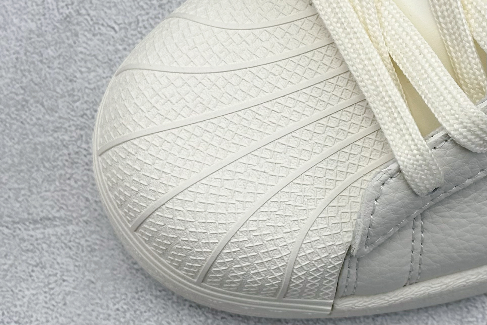 AD Originals Superstar x Louis Vuitton 白棕 XS0015 AD Originals Superstar x Louis Vuitton 白棕 XS0015