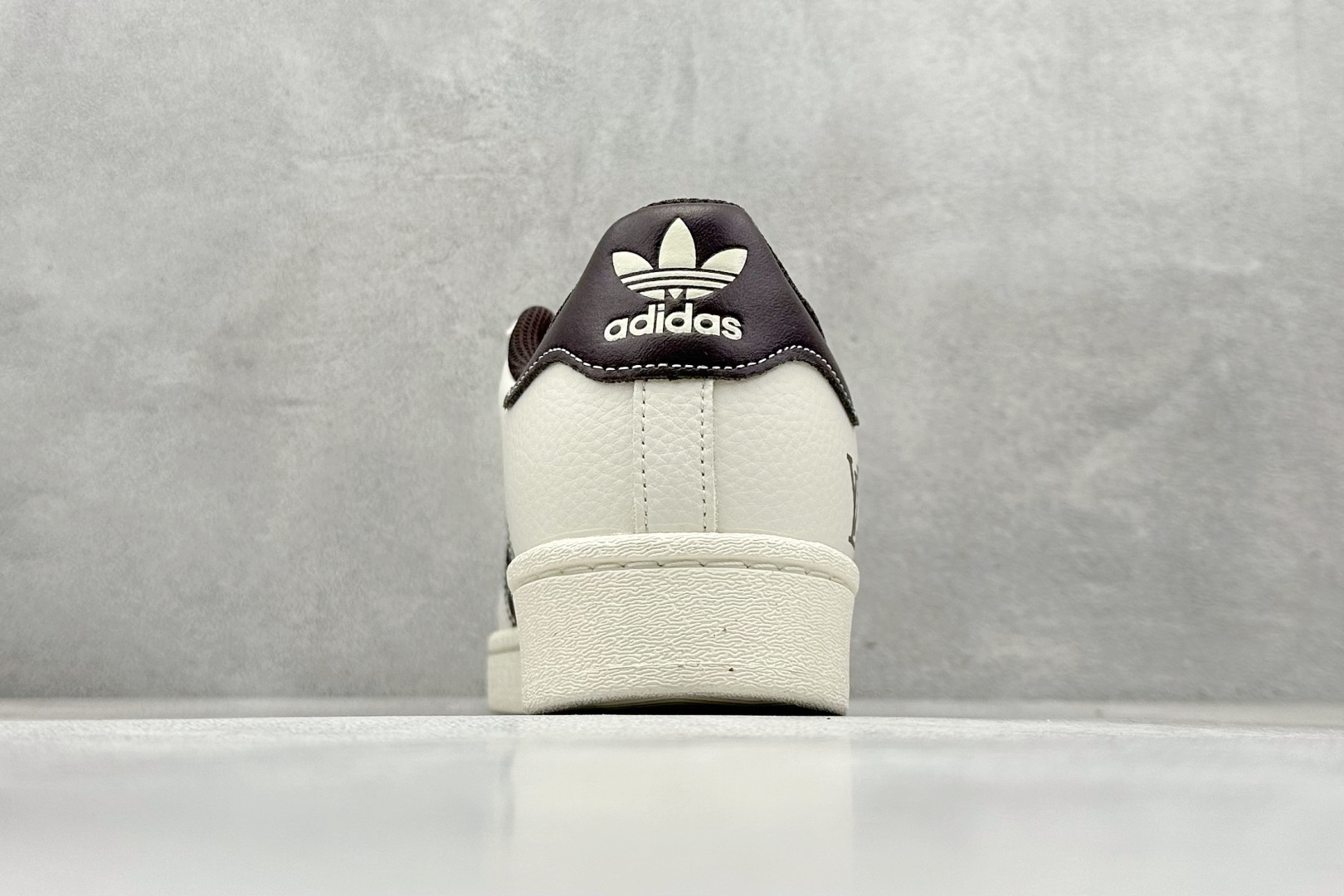 AD Originals Superstar x Louis Vuitton 白棕 XS0015 AD Originals Superstar x Louis Vuitton 白棕 XS0015