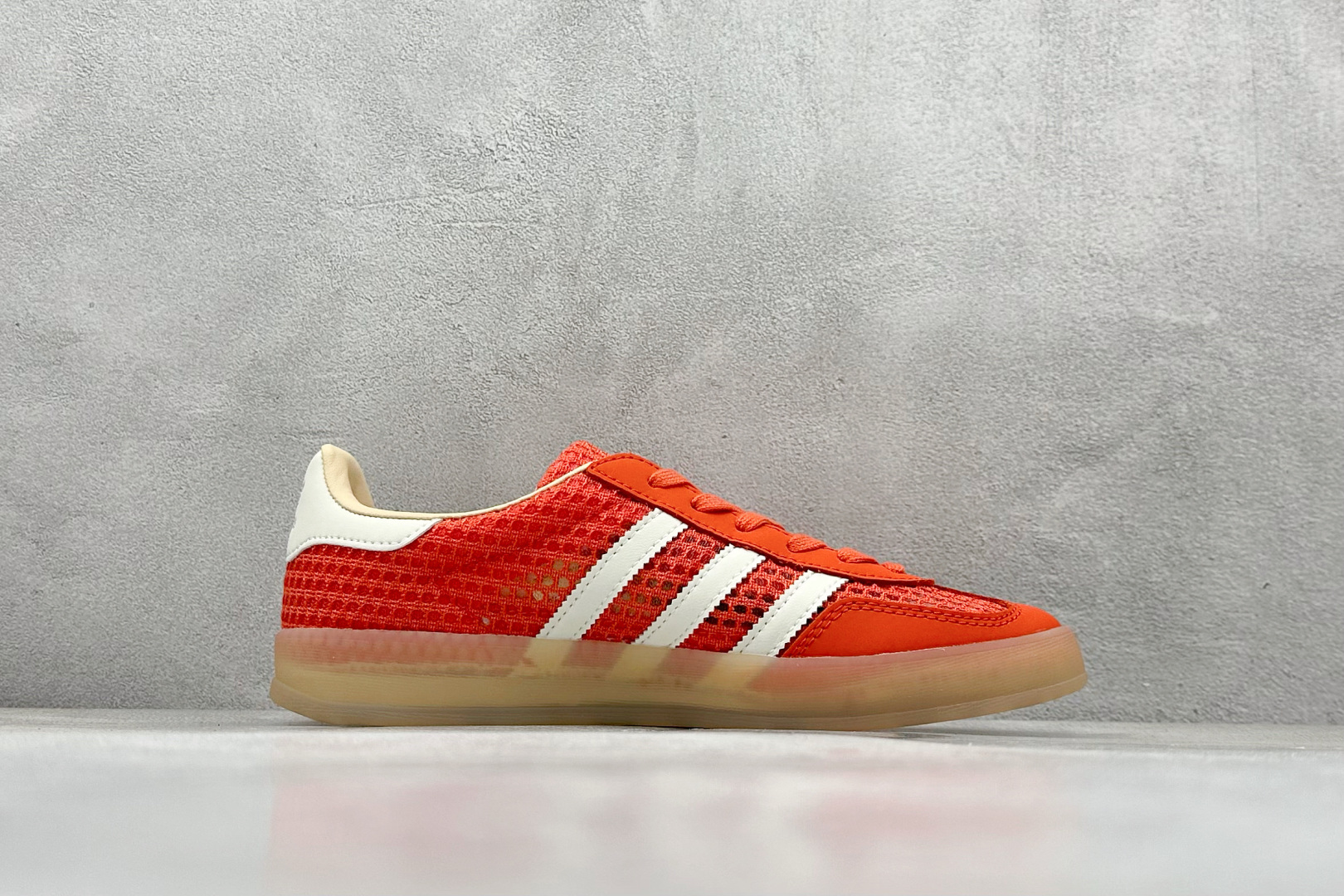 AD Originals Gazelle Indoor 橙色 三叶草复古休闲运动板鞋 JS0713