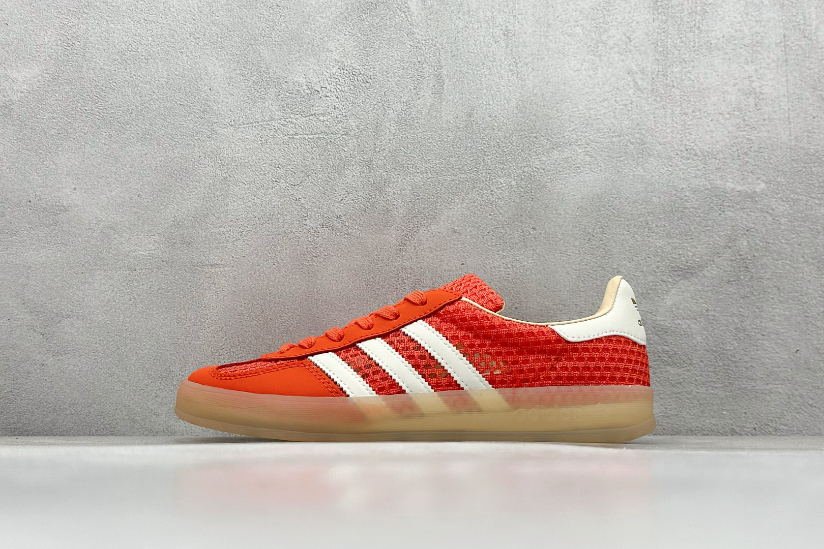 AD Originals Gazelle Indoor 橙色 三叶草复古休闲运动板鞋 JS0713