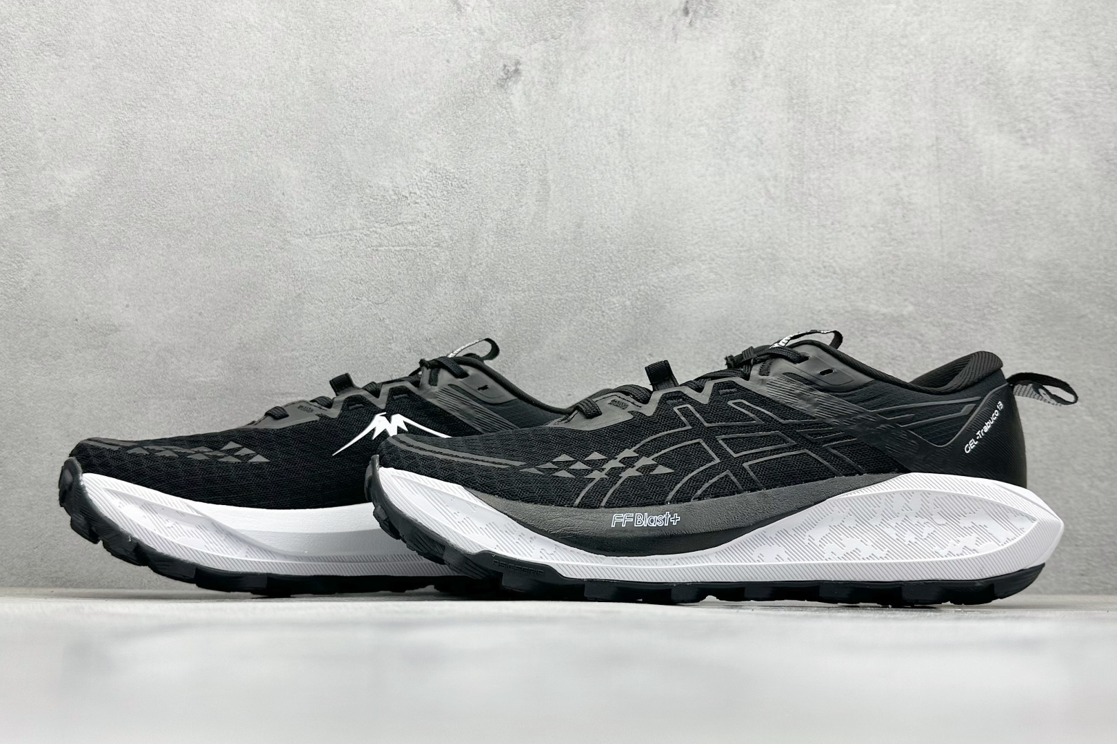 Asics Gel-Trabuco 13 亚瑟士复古透气休闲鞋缓震耐磨跑步鞋 1011B973-004 Asics Gel-Trabuco 13 亚瑟士复古透气休闲鞋缓震耐磨跑步鞋 1011B973-004