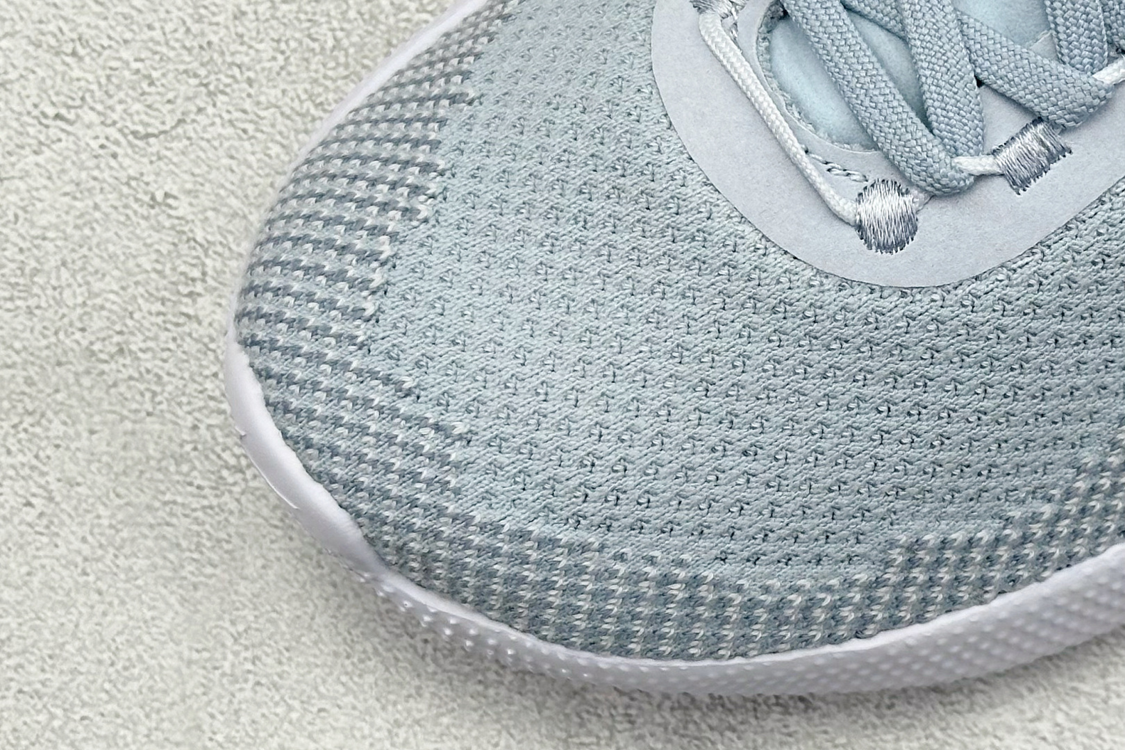 Nike Free 2025 耐克新款飞织面 透气缓震运动跑鞋 HF2720-400