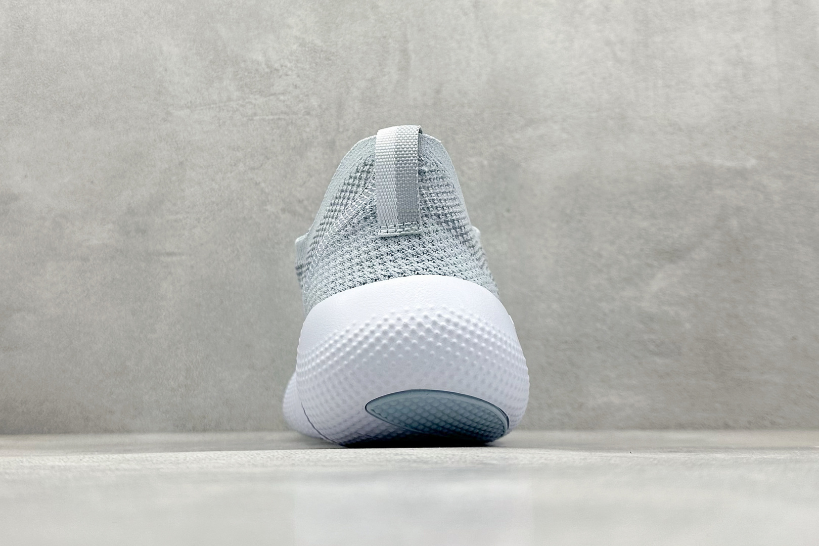 Nike Free 2025 耐克新款飞织面 透气缓震运动跑鞋 HF2720-400