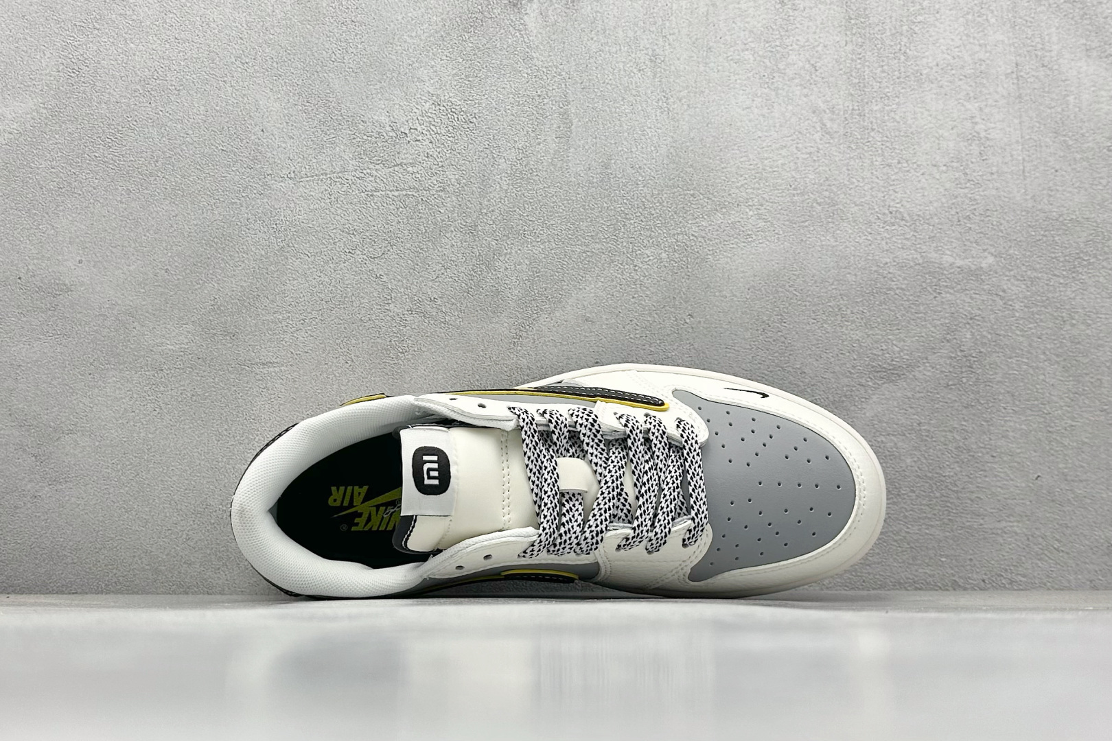 200 K版Travis Scott x Fragment Design x Air Jordan 1 Low SP AJ1 乔1 小米联名 低帮文化休闲板鞋 DS2088-009