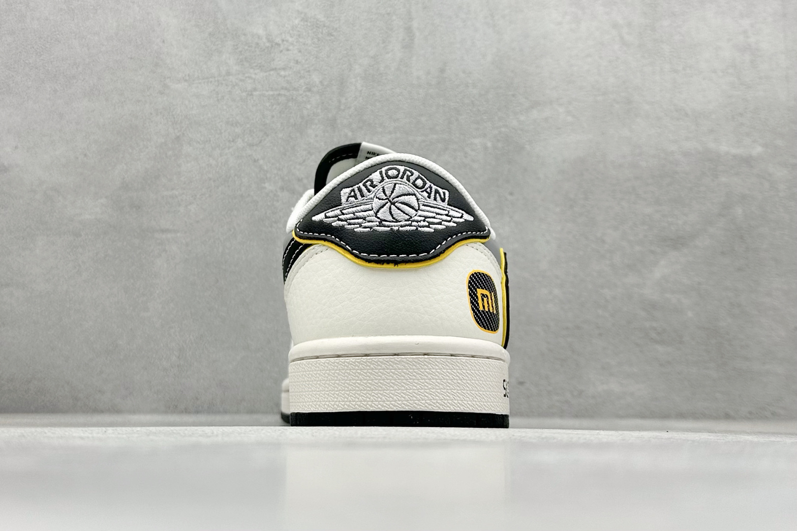 200 K版Travis Scott x Fragment Design x Air Jordan 1 Low SP AJ1 乔1 小米联名 低帮文化休闲板鞋 DS2088-009