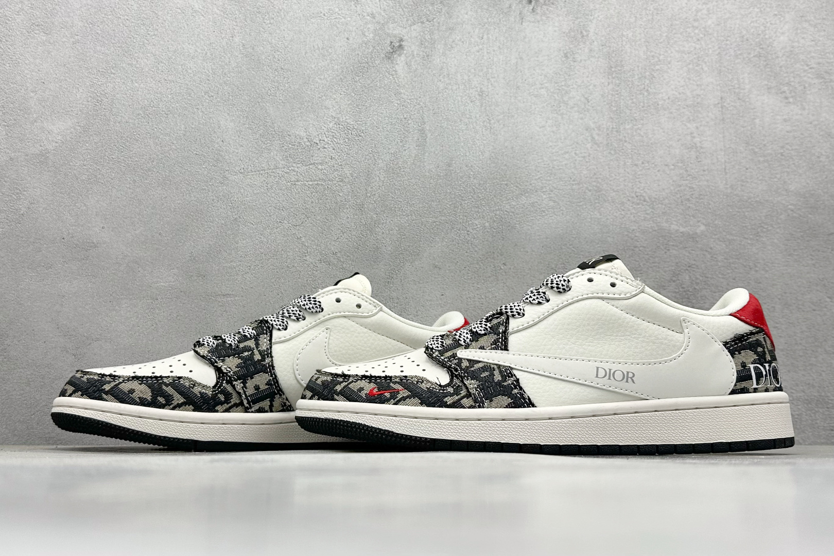 K版Travis Scott x Fragment Design x Air Jordan 1 Low SP AJ1 乔1 迪奥联名 低帮文化休闲板鞋 DS2088-013