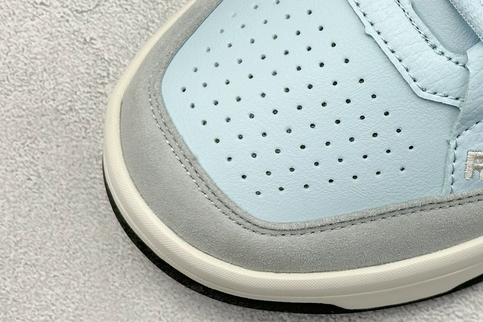 THE Roger Advantage 费德勒 x On 昂跑 轻盈休闲板鞋