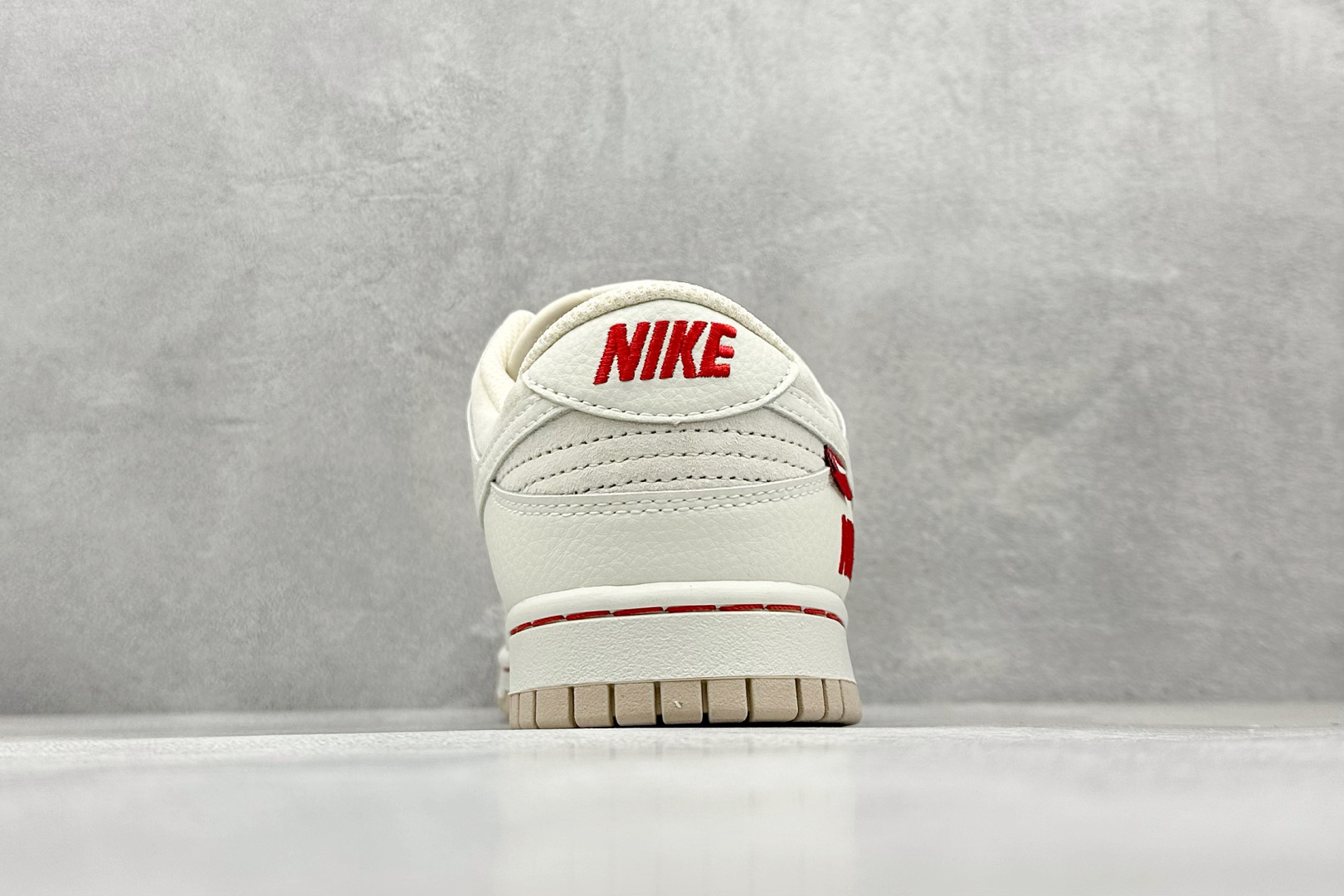 XC版Nk SB Dunk Low NIKE新年红 低帮休闲板鞋 DJ2024-116