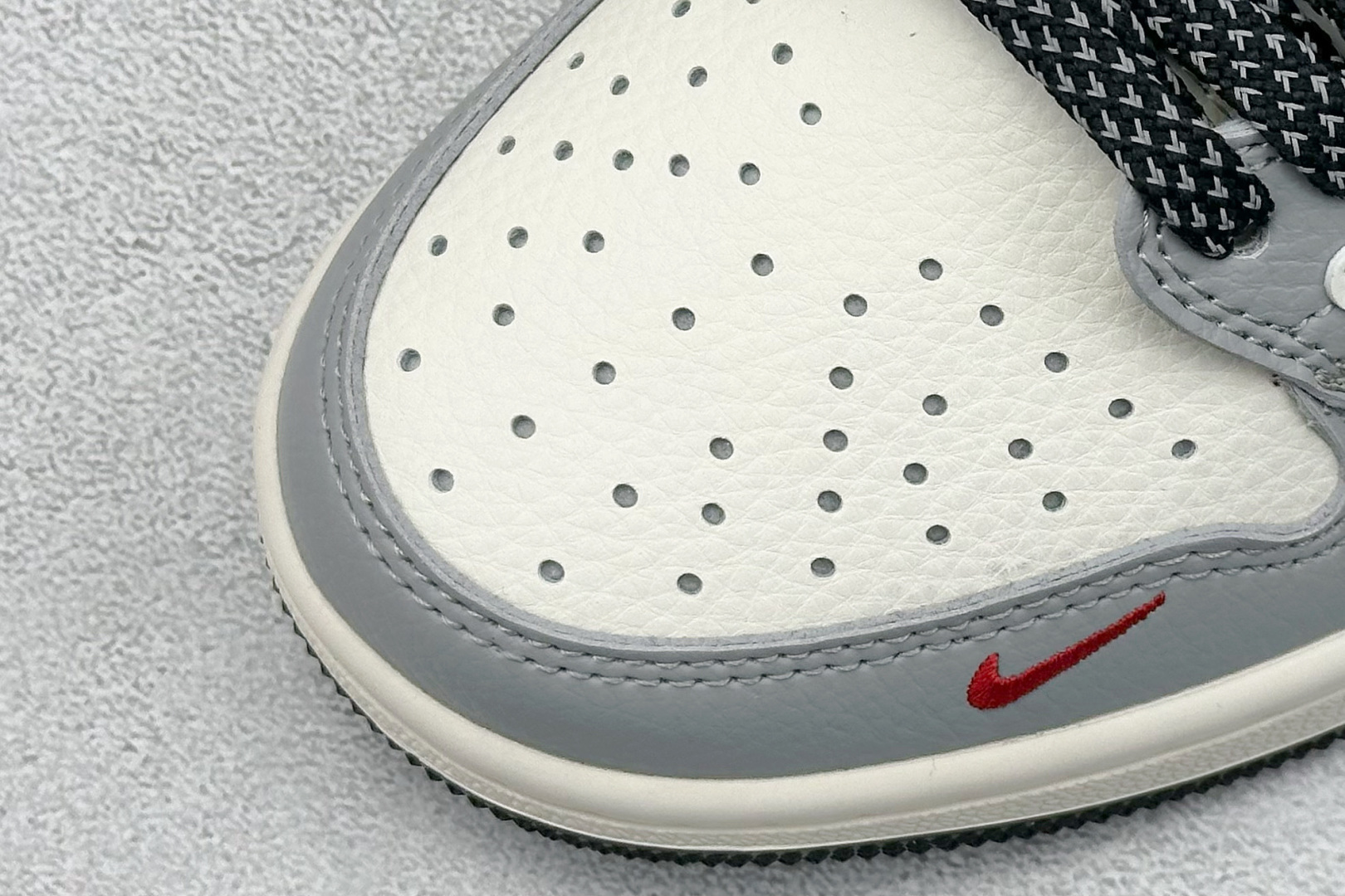 XC版Travis Scott x Fragment Design x Air Jordan 1 Low SP AJ1 乔1纪梵希联名 灰黑底 低帮文化休闲板鞋 XS7089-599