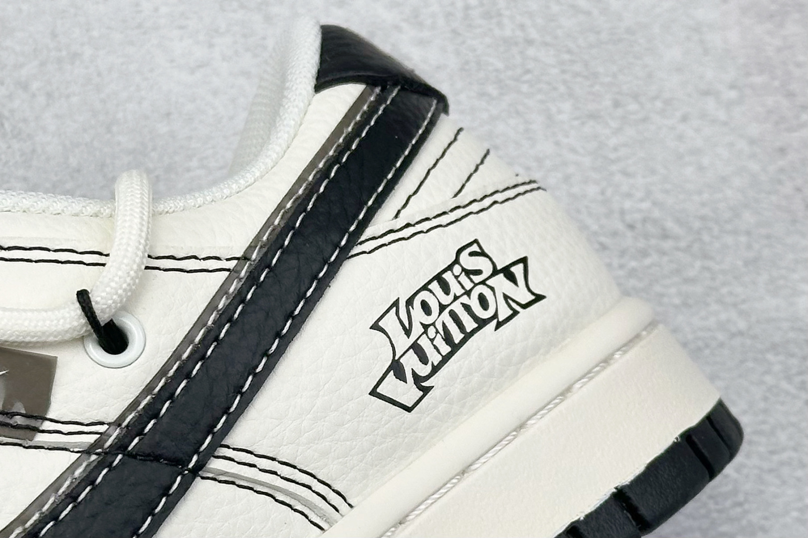 XC版Nike SB Dunk Low LV联名 绑带黑勾 周年高端定制 低帮休闲板鞋 DM6868-076