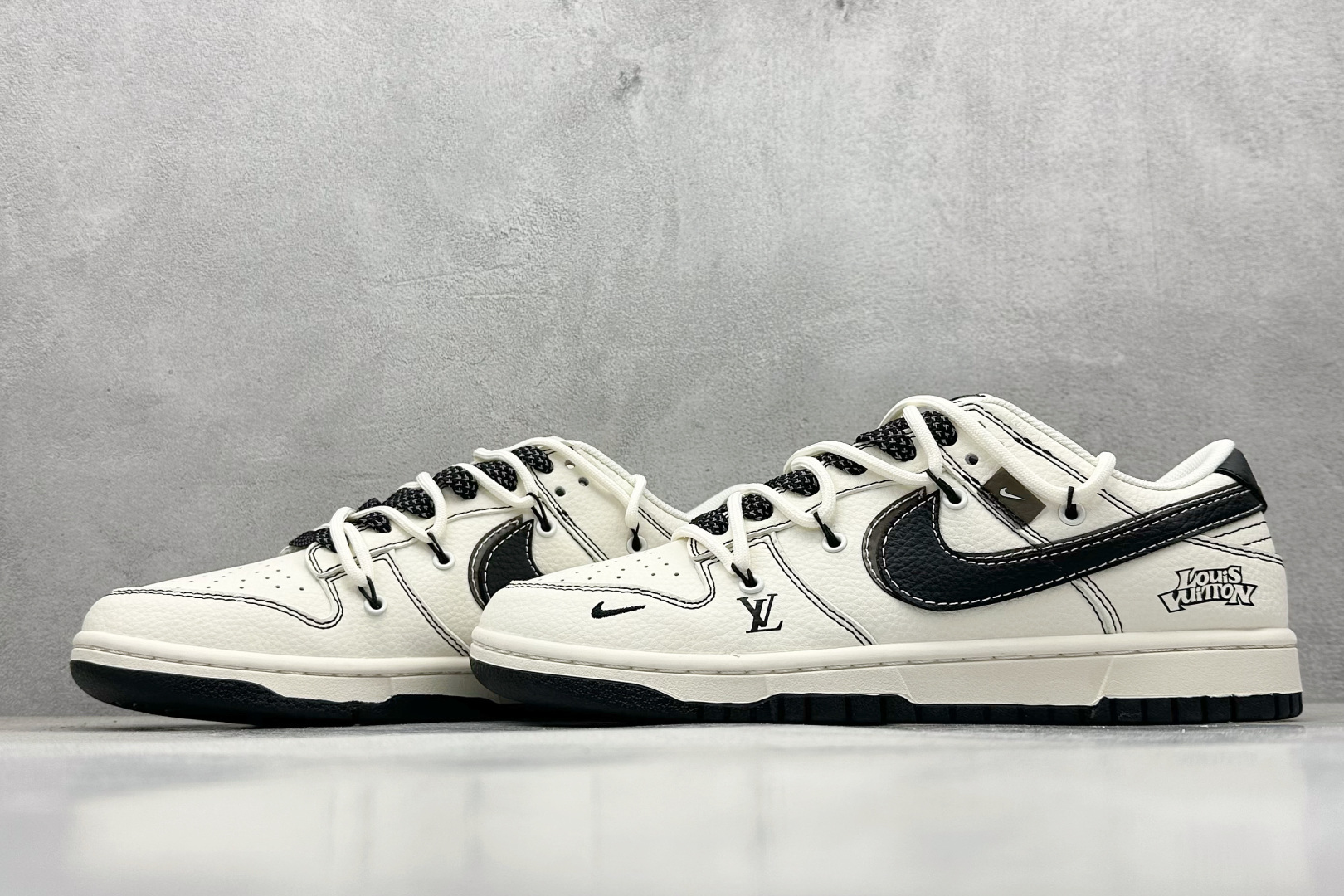 XC版Nike SB Dunk Low LV联名 绑带黑勾 周年高端定制 低帮休闲板鞋 DM6868-076