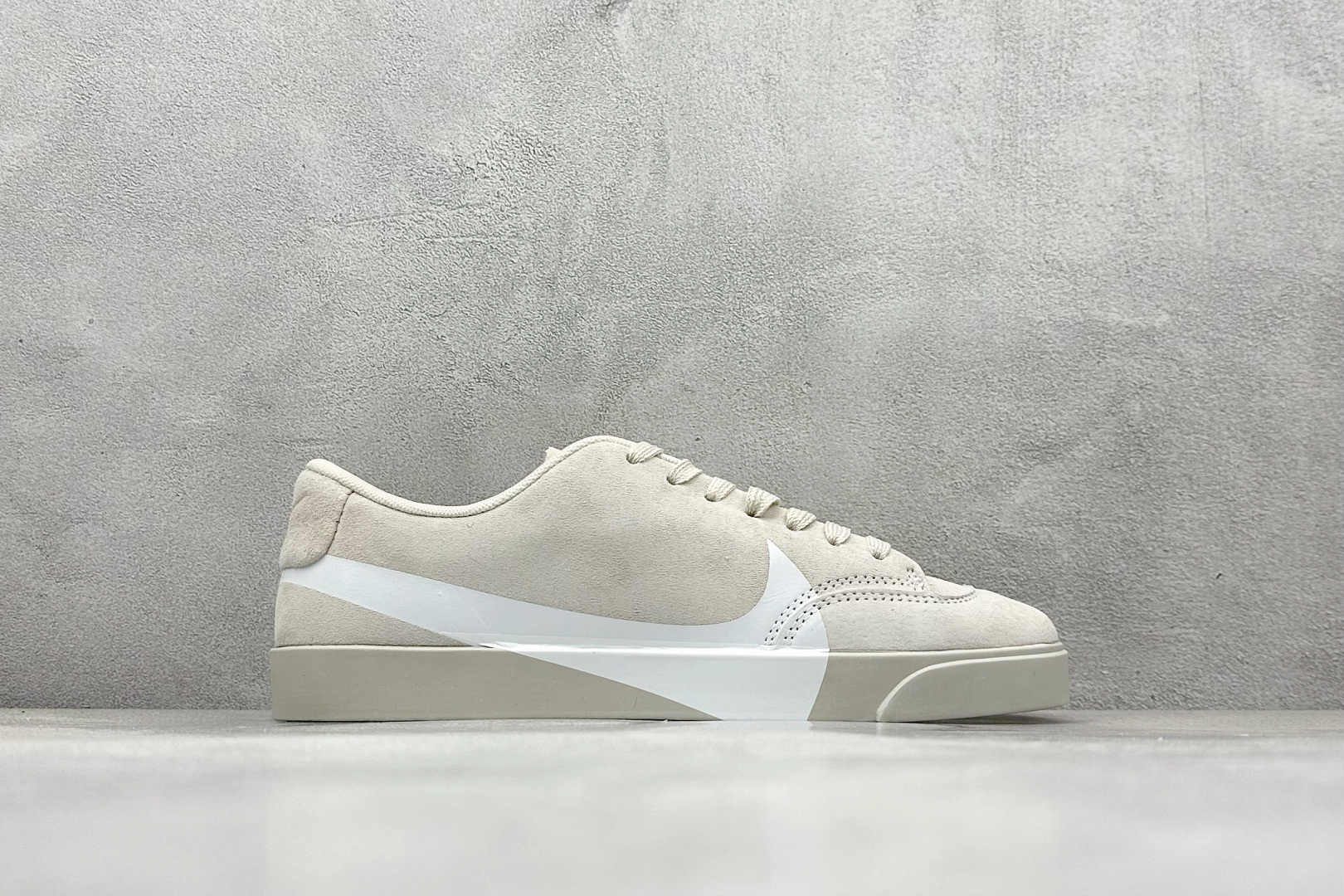 GX版Nike Blazer City Low LX 整鞋由麂皮打造 AV2253-800