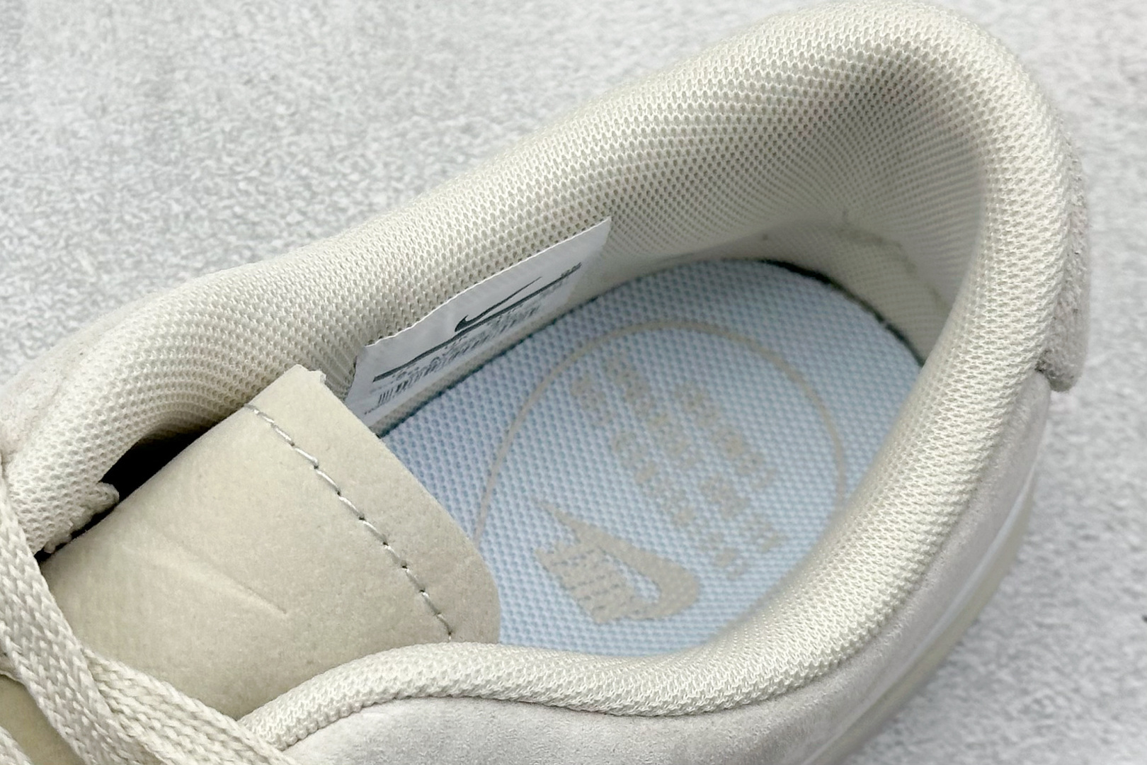 GX版Nike Blazer City Low LX 整鞋由麂皮打造 AV2253-800