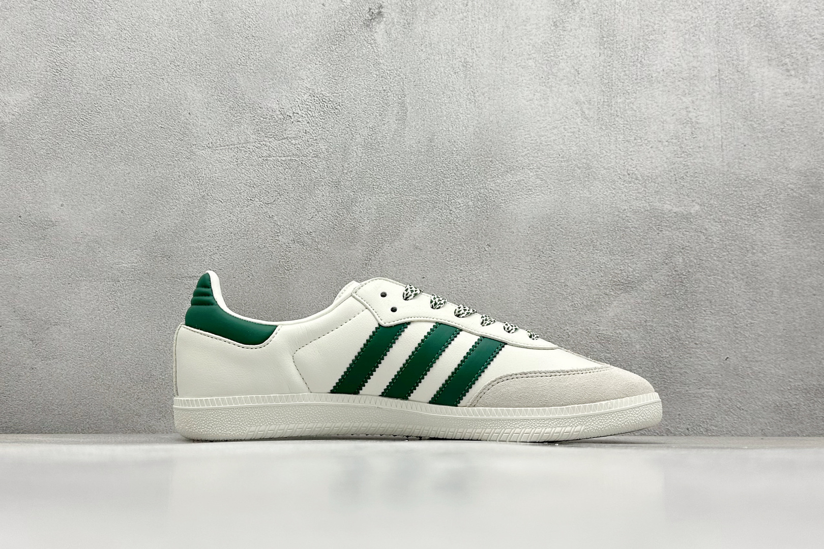 adidas originals Samba x GUCCI 灰白绿 桑巴舞系列复古经典轻便板鞋 GJ75815