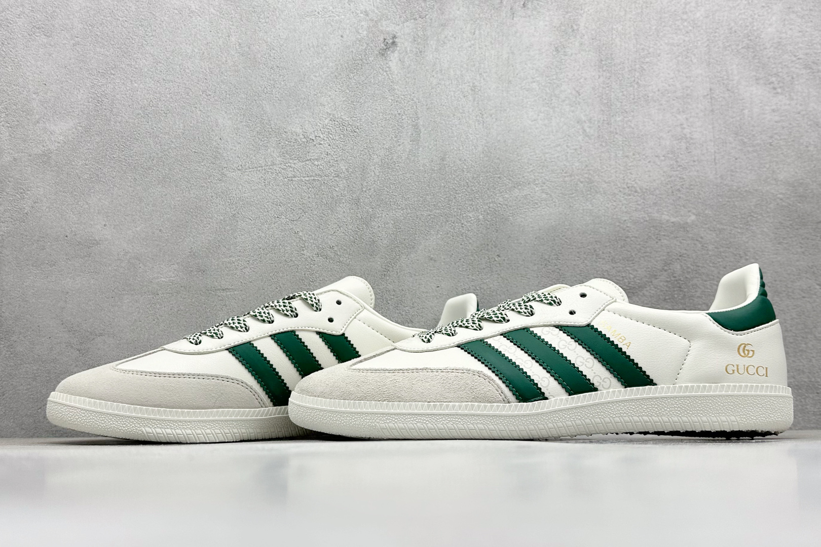 adidas originals Samba x GUCCI 灰白绿 桑巴舞系列复古经典轻便板鞋 GJ75815