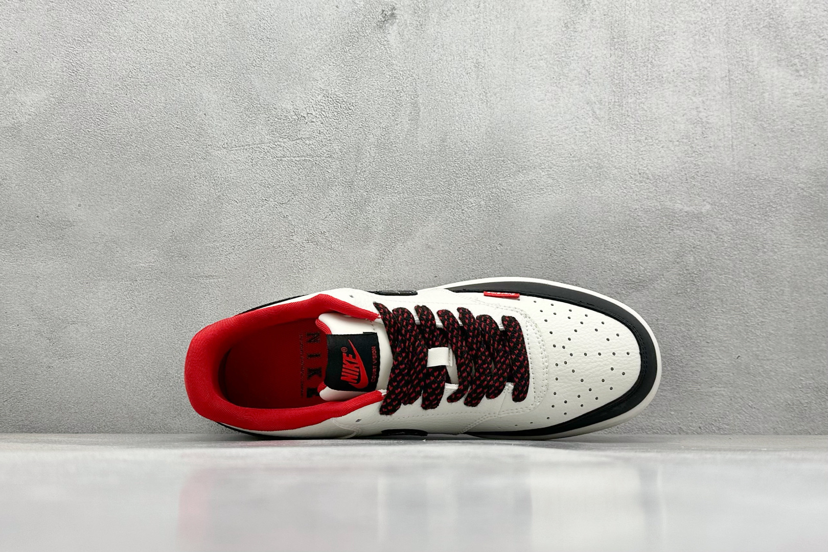 Nike Court Vision Low x Supreme 黑白红 休闲运动板鞋 FD5188-132