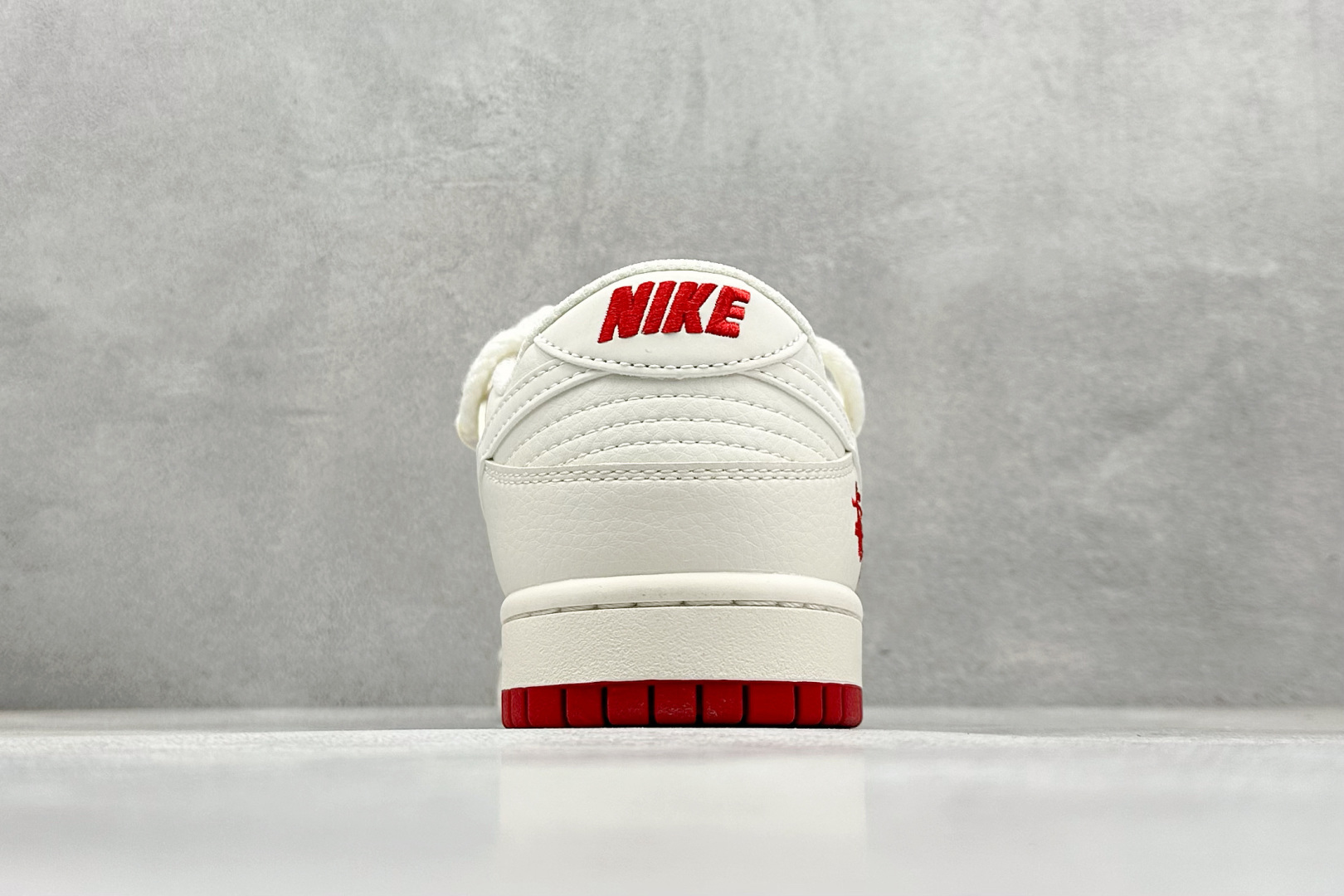 Nike SB Dunk Low x Stussy 白红小钩绑带 SJ2068-259