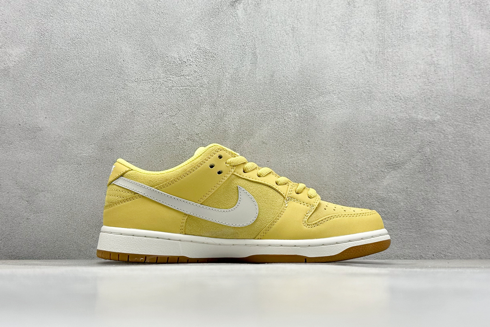 NIKE SB Dunk Low Pro ISO ”University Blue” 生胶黄 FJ1674-700