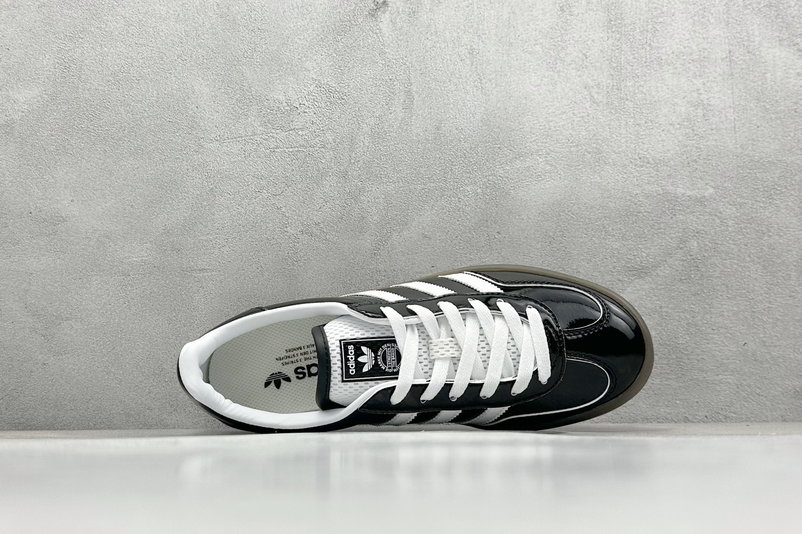 160 Adidas Originals Gazelle Indoor 三叶草复古休闲防滑耐磨低帮板鞋 JQ8124