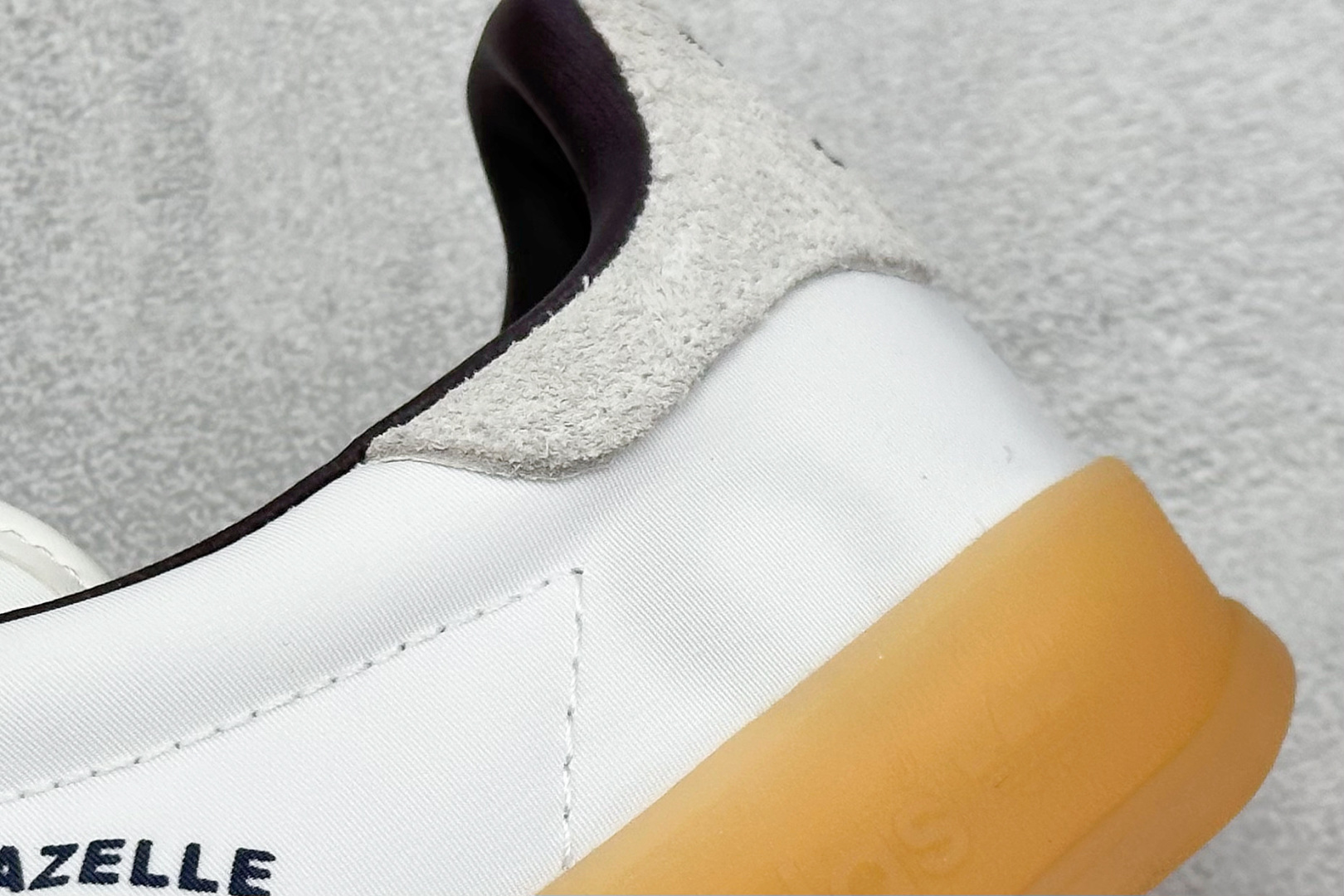 Adidas Originals Gazelle Indoor 三叶草复古休闲防滑耐磨低帮板鞋 IH9985