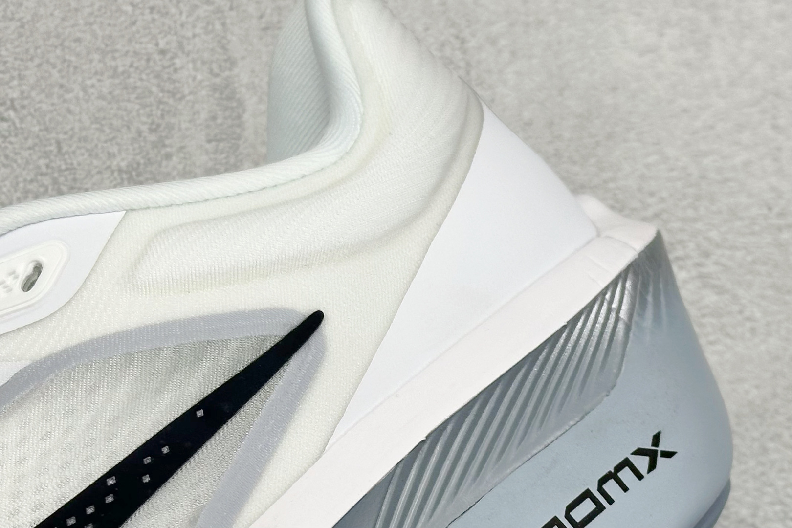 NIKE AIR Zoom RIVAL Fly 6 超轻跑步鞋 织物减震轻盈跑步鞋 FN8455-104-Chinese UA Cheap High Quatity Brand Clothes Bags handbags Sneakers wholesale wholesaler seller from China Factory suppliers Fashion Clothing Shoes best Quality Beautiful Price NIKE AIR Zoom RIVAL Fly 6 超轻跑步鞋 织物减震轻盈跑步鞋 FN8455-104