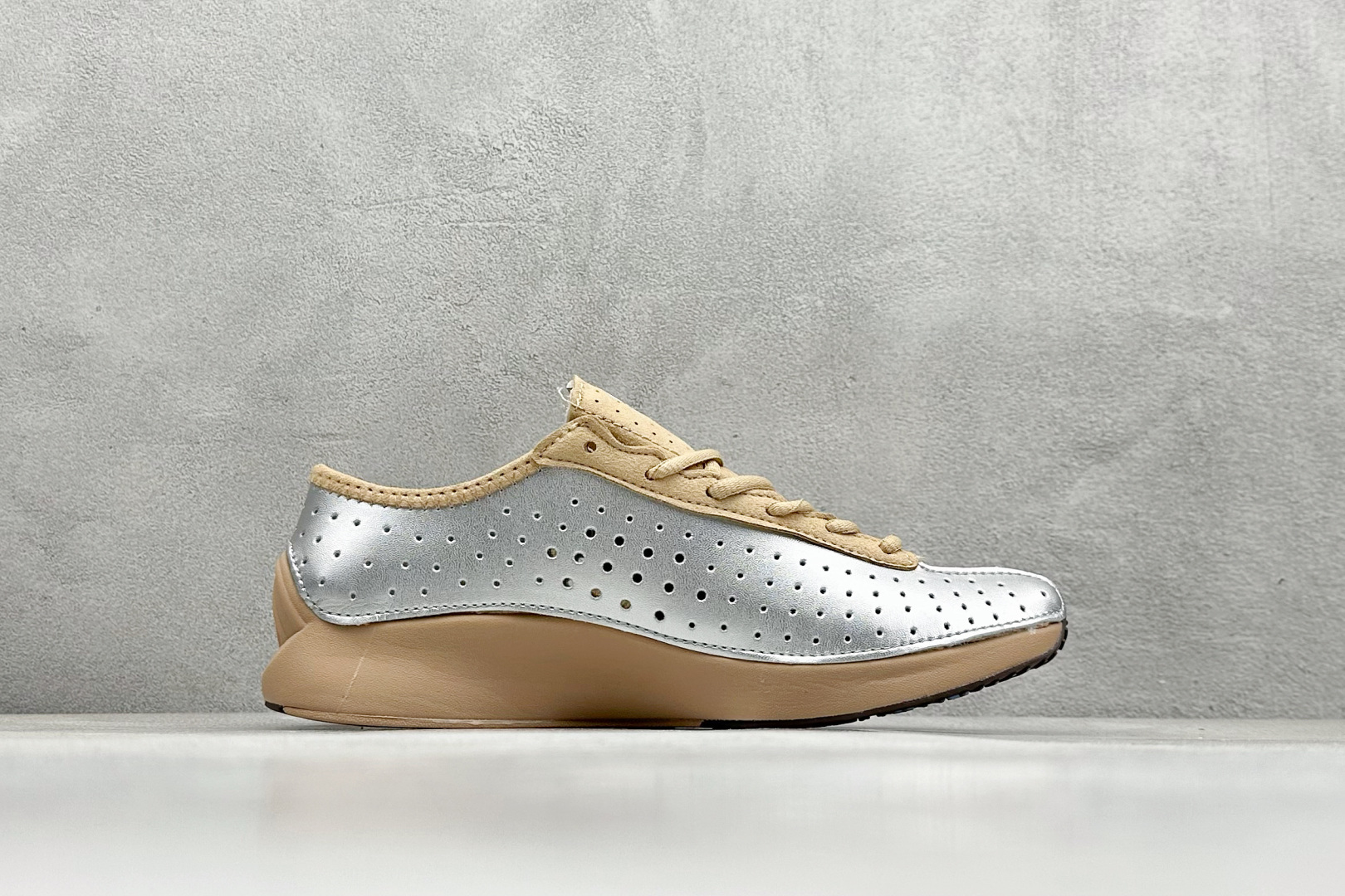 GX版Nike Air Superfly 舒适百搭防滑耐磨 低帮跑步鞋 IB5824-200