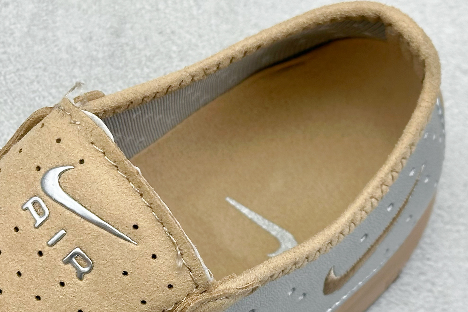 GX版Nike Air Superfly 舒适百搭防滑耐磨 低帮跑步鞋 IB5824-200