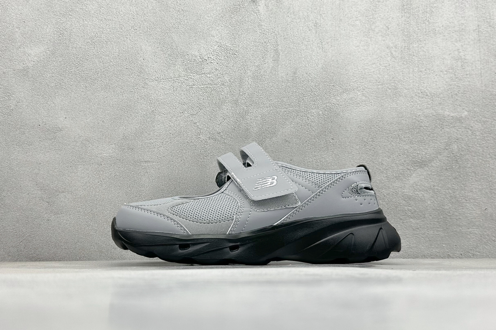 NO:408660,New Balance Breeze New Balance Mary Jane Low-top Life Casual Shoes Item No. SD2202GR2 Code 26, Mary Jane, new balance, mary jane19860909New Balance Breeze 新百伦玛丽珍低帮生活休闲鞋 货号SD2202GR2 编码26,玛丽珍,new balance,mary jane,Women's Shoes