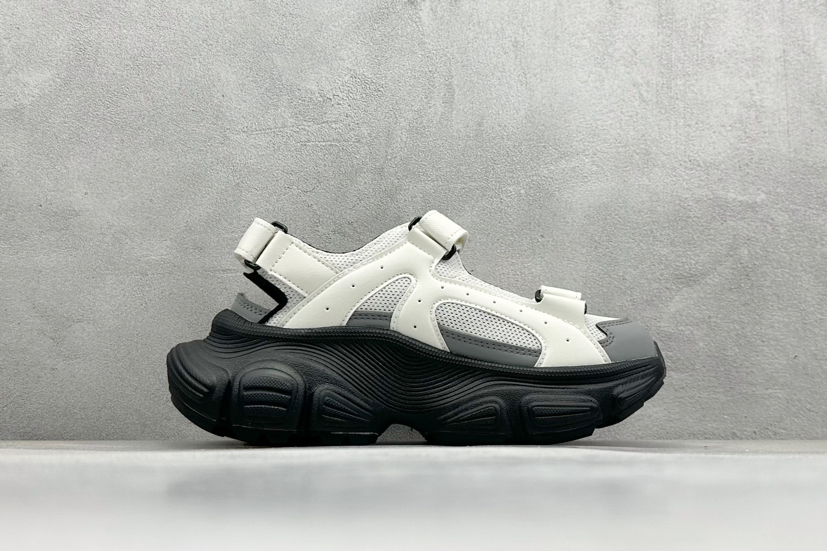 NY版MLB ACE RUNNER MARY JANE 厚底老爹风魔术贴休闲运动慢跑凉鞋 3ASDW0153