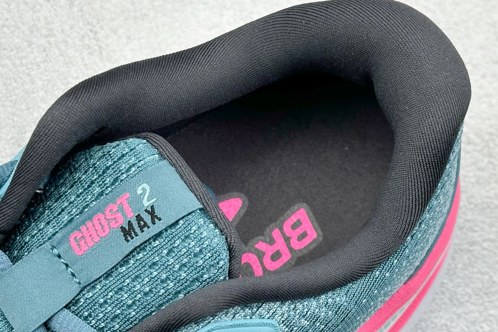 Z版 Brooks 布鲁克斯 Hyperion Max 2 超弹轻盈跑步鞋 低帮透气缓震支撑休闲运动慢跑鞋 120420 1B 077 Z版 Brooks 布鲁克斯 Hyperion Max 2 超弹轻盈跑步鞋 低帮透气缓震支撑休闲运动慢跑鞋 120420 1B 077