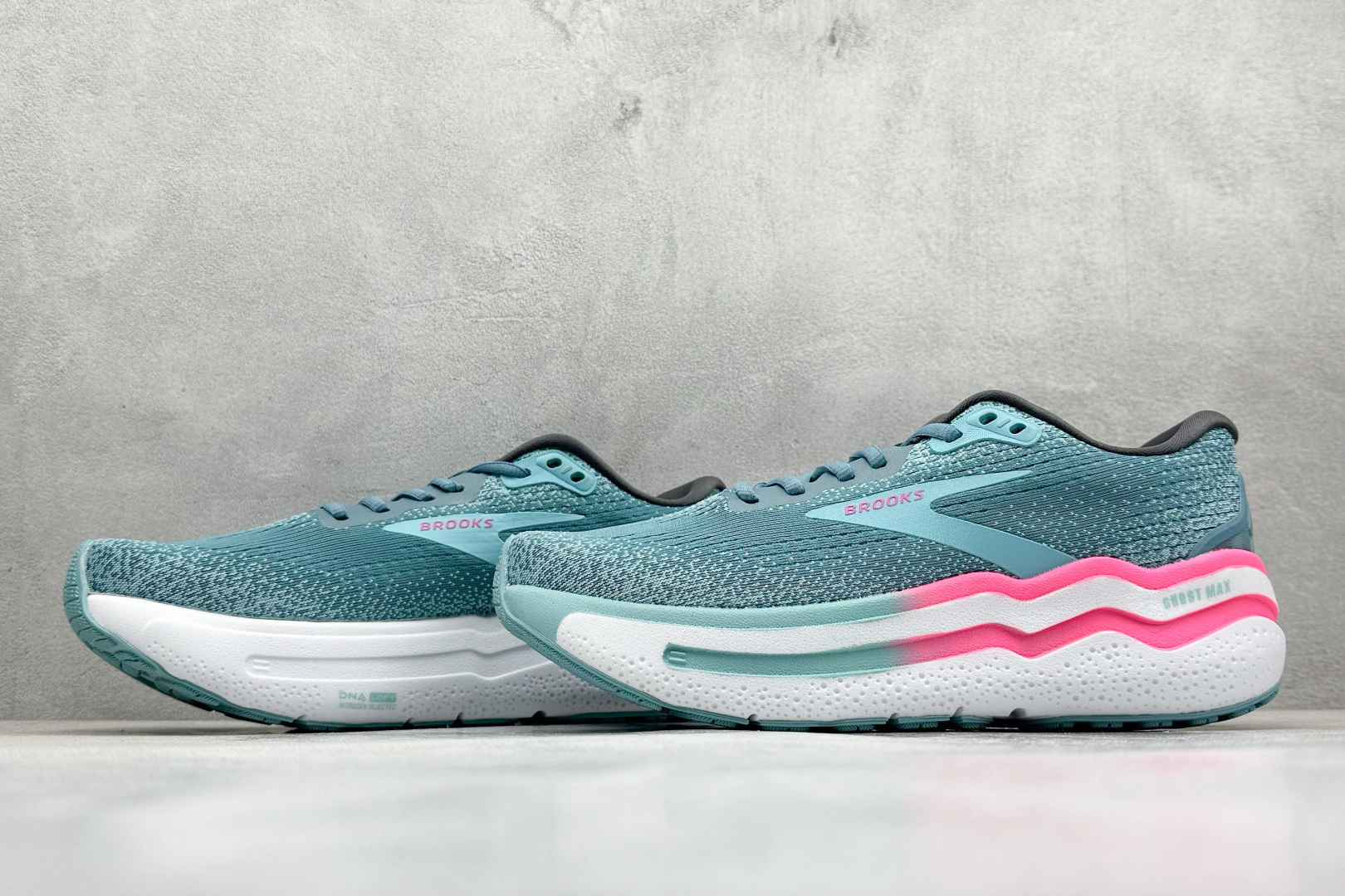 Z版 Brooks 布鲁克斯 Hyperion Max 2 超弹轻盈跑步鞋 低帮透气缓震支撑休闲运动慢跑鞋 120420 1B 077 Z版 Brooks 布鲁克斯 Hyperion Max 2 超弹轻盈跑步鞋 低帮透气缓震支撑休闲运动慢跑鞋 120420 1B 077