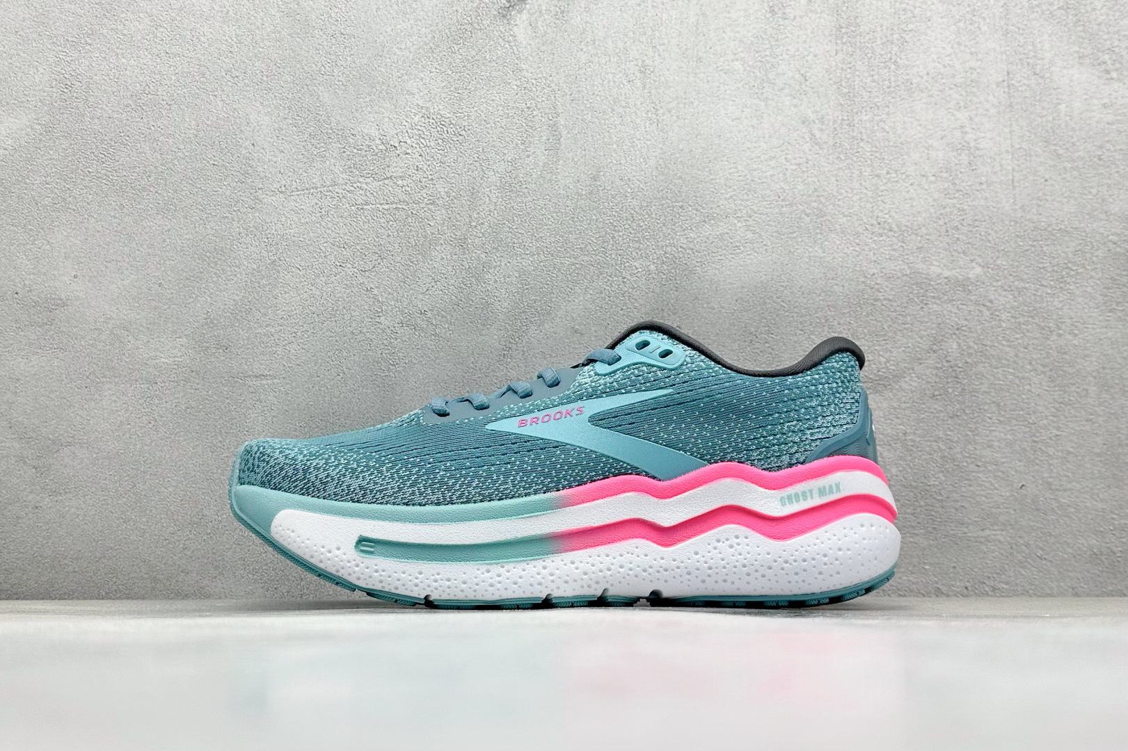 Z版 Brooks 布鲁克斯 Hyperion Max 2 超弹轻盈跑步鞋 低帮透气缓震支撑休闲运动慢跑鞋 120420 1B 077 Z版 Brooks 布鲁克斯 Hyperion Max 2 超弹轻盈跑步鞋 低帮透气缓震支撑休闲运动慢跑鞋 120420 1B 077