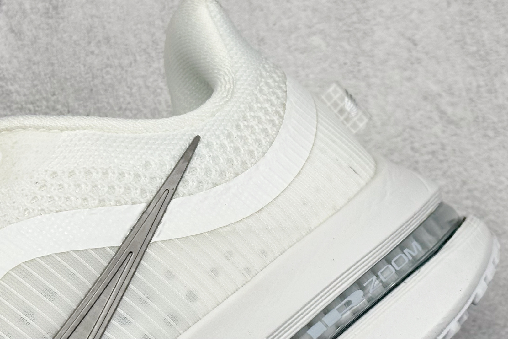 I8Nike Air Zoom Pegasus Premium 耐克网面全掌气垫缓震跑鞋 HQ2592-102