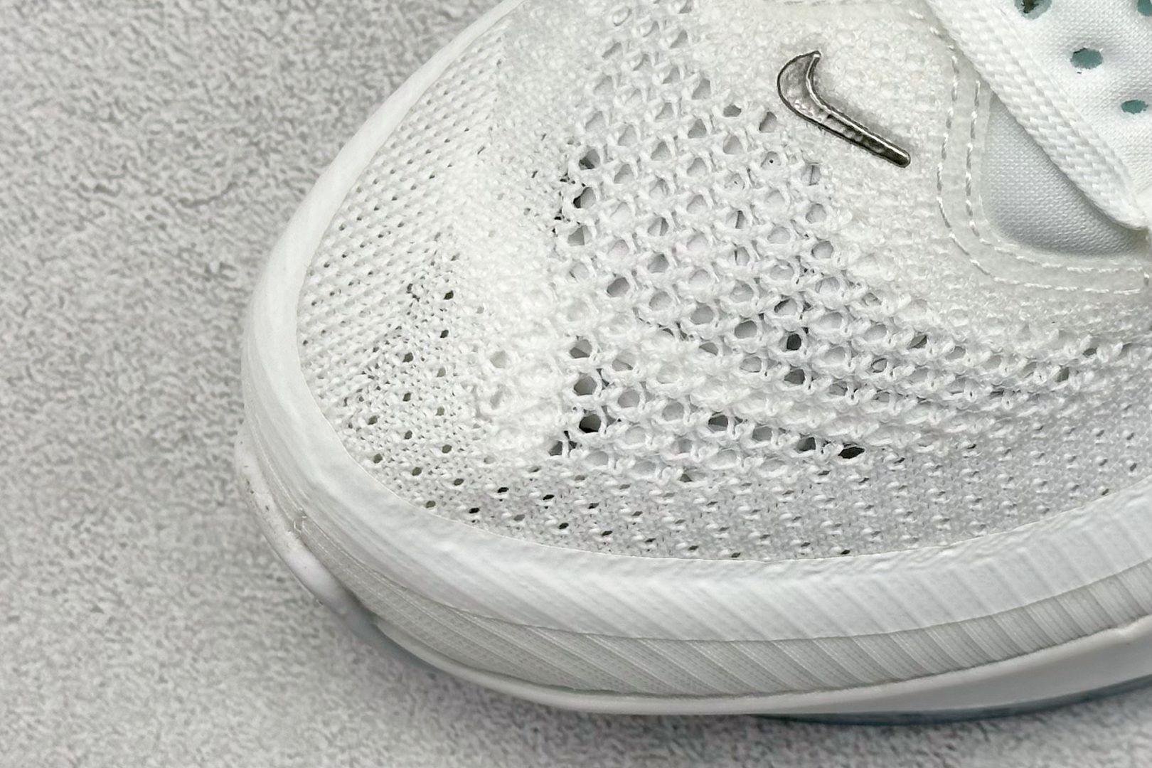 I8Nike Air Zoom Pegasus Premium 耐克网面全掌气垫缓震跑鞋 HQ2592-102