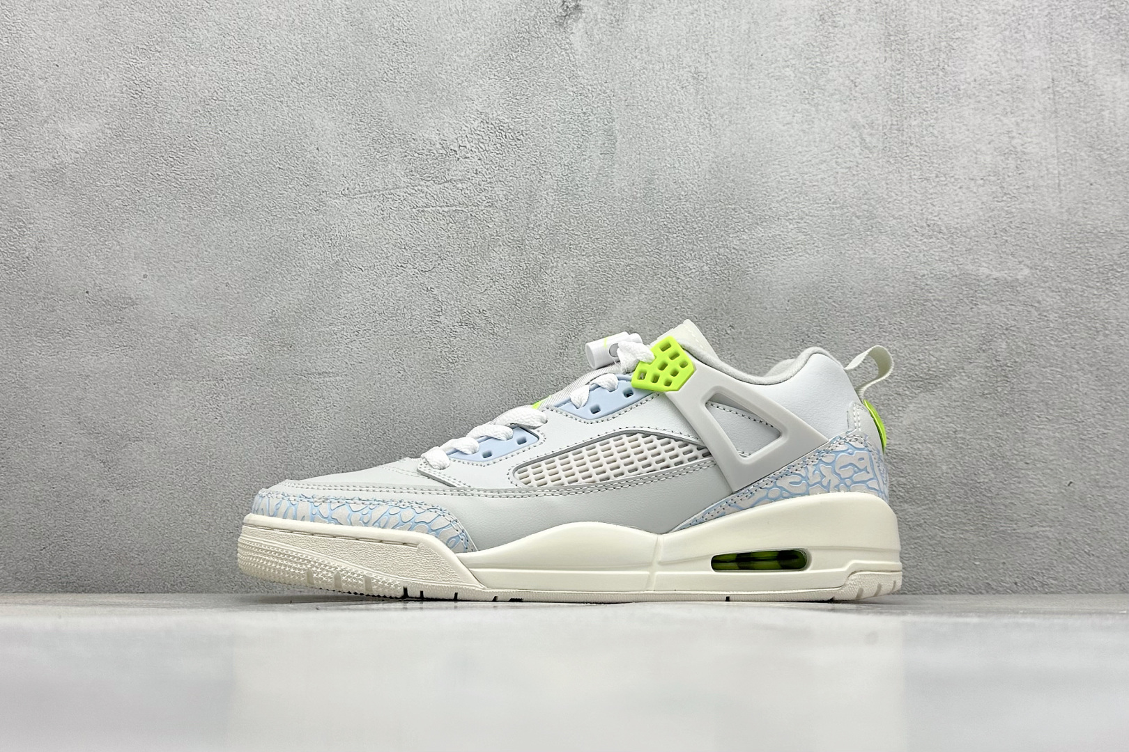 260 Kw版 Jordan Spizike Low AJ 3.5 乔丹合体元素 文化休闲板鞋 IB4464-025-Chinese UA Cheap High Quatity Brand Clothes Bags handbags Sneakers wholesale wholesaler seller from China Factory suppliers Fashion Clothing Shoes best Quality Beautiful Price 260 Kw版 Jordan Spizike Low AJ 3.5 乔丹合体元素 文化休闲板鞋 IB4464-025