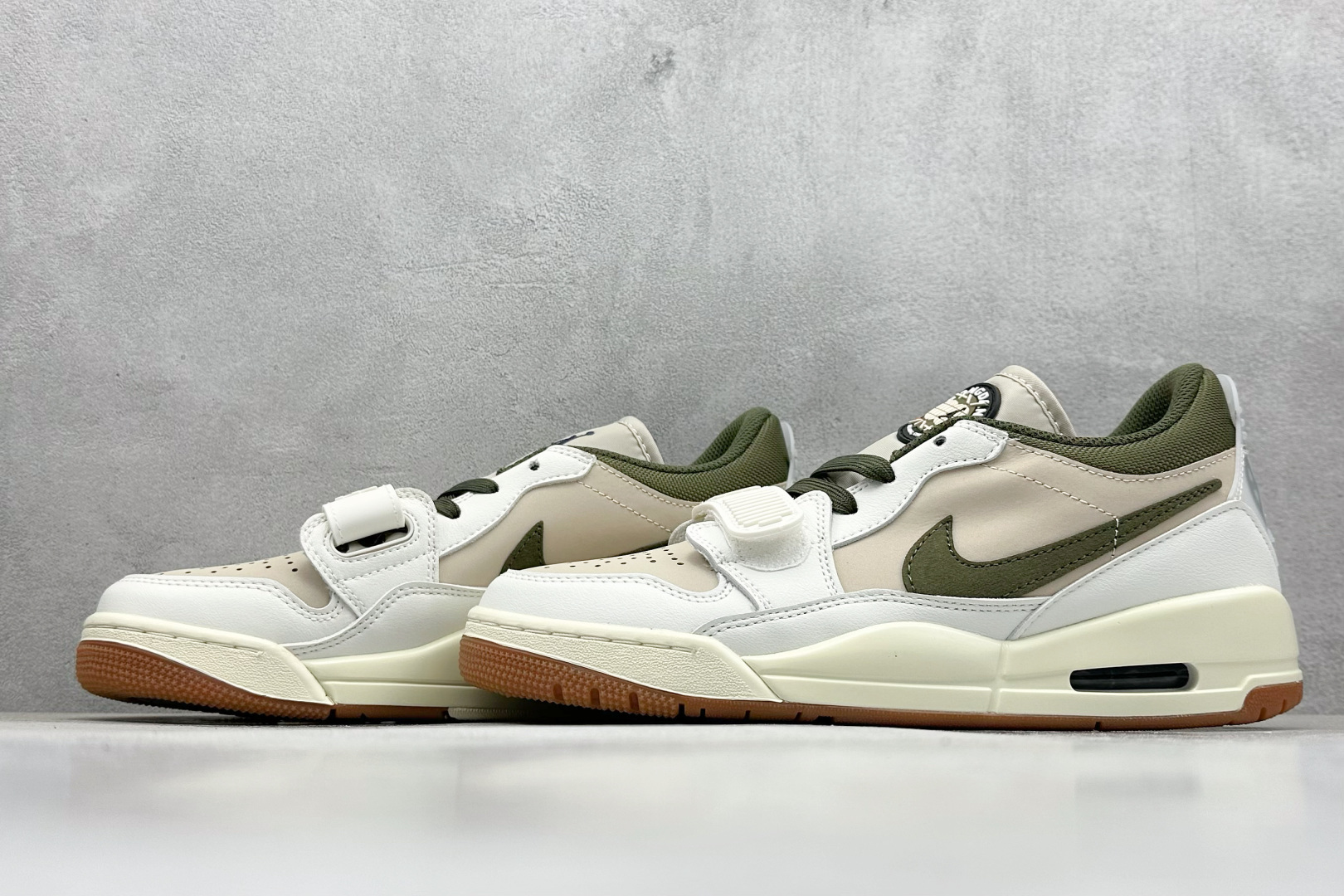 最强312 Air Jordan Legacy 312 Low 有着交错结合的设计 IB8856-121