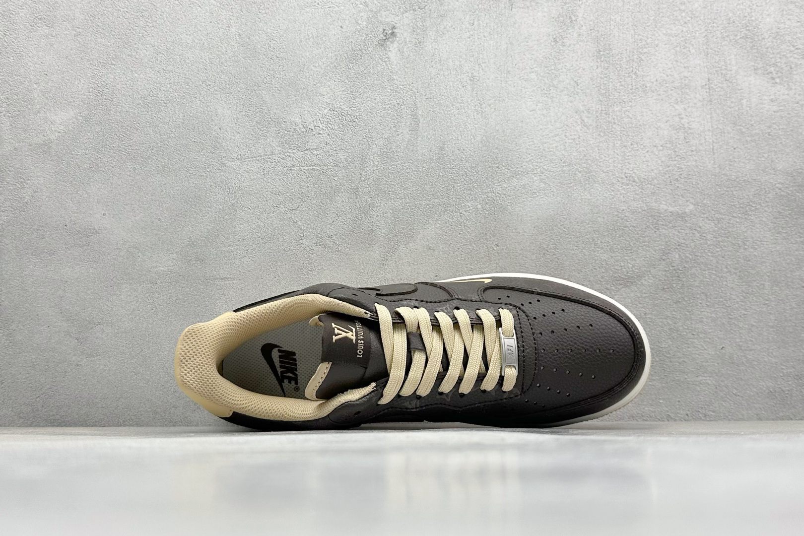 SC版Nike Air Force 1'07 Low LV联名 咖啡粽 空军一号低帮休闲板鞋 LW9279-007 SC版Nike Air Force 1'07 Low LV联名 咖啡粽 空军一号低帮休闲板鞋 LW9279-007