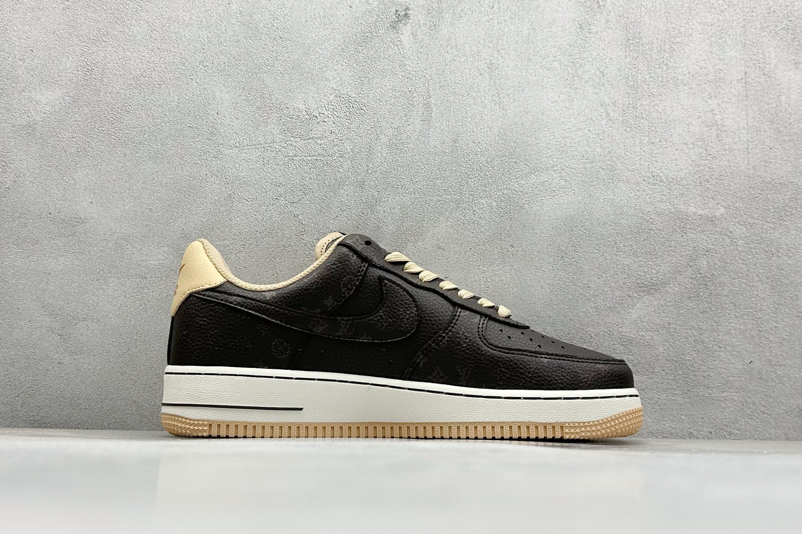 SC版Nike Air Force 1'07 Low LV联名 咖啡粽 空军一号低帮休闲板鞋 LW9279-007 SC版Nike Air Force 1'07 Low LV联名 咖啡粽 空军一号低帮休闲板鞋 LW9279-007