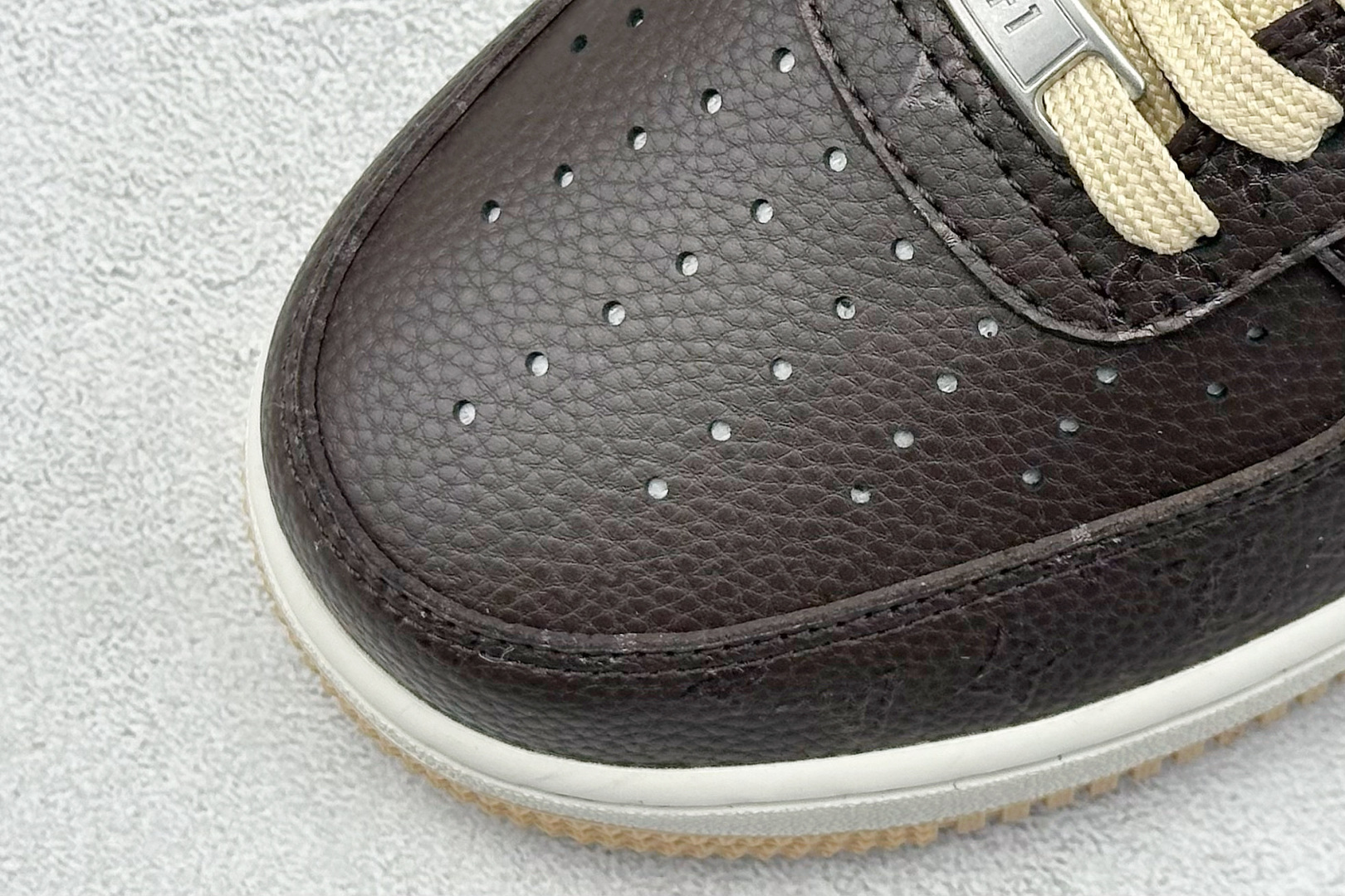 SC版Nike Air Force 1'07 Low LV联名 咖啡粽 空军一号低帮休闲板鞋 LW9279-007 SC版Nike Air Force 1'07 Low LV联名 咖啡粽 空军一号低帮休闲板鞋 LW9279-007