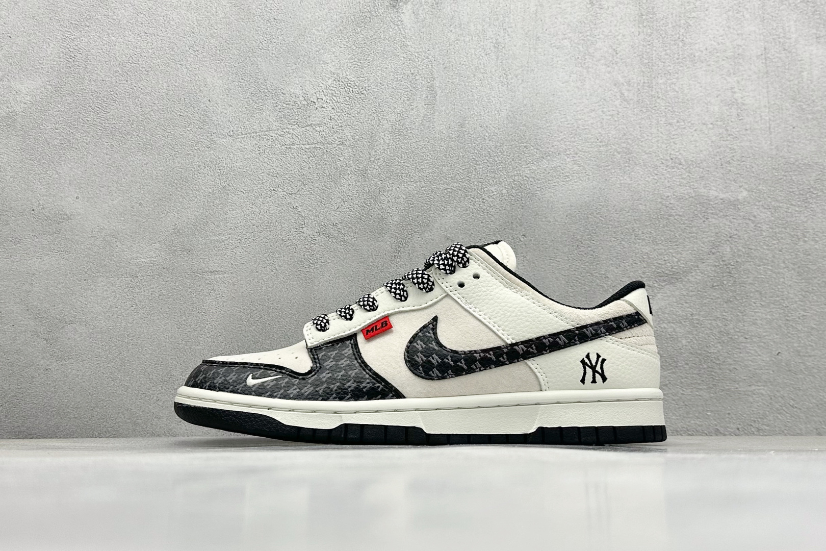 XC版Nike SB Dunk Low“ MLB联名——字母拼接” 周年高端定制 低帮休闲板鞋 DJ2024-121