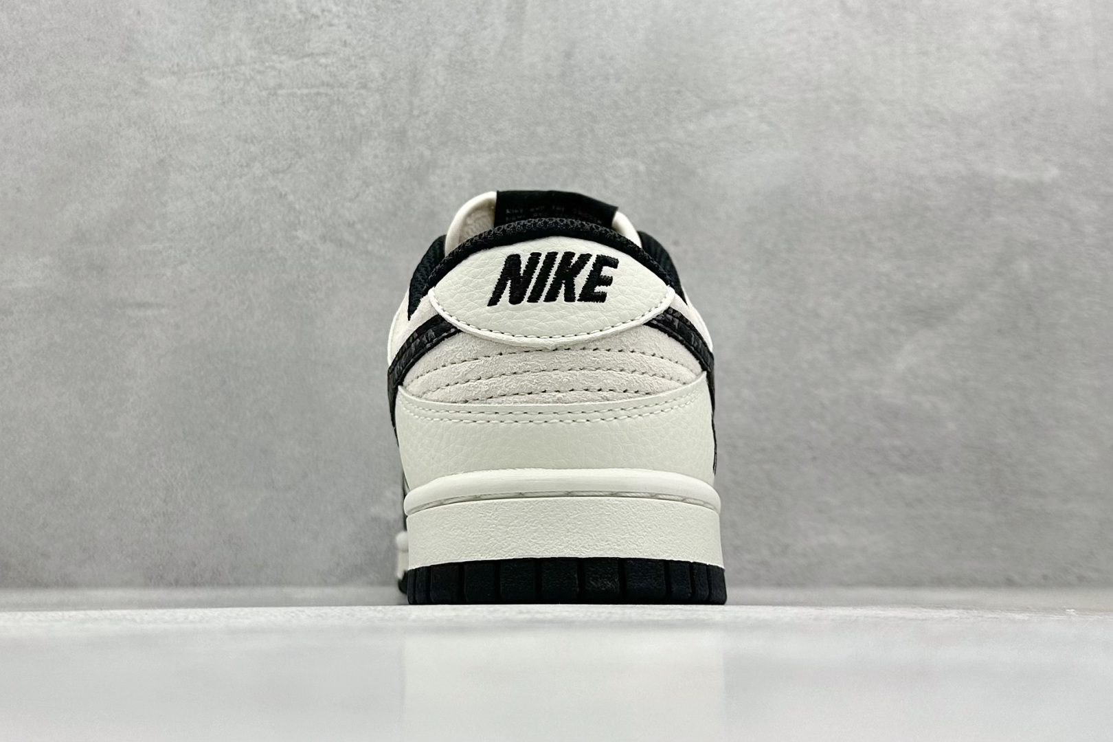 XC版Nike SB Dunk Low“ MLB联名——字母拼接” 周年高端定制 低帮休闲板鞋 DJ2024-121