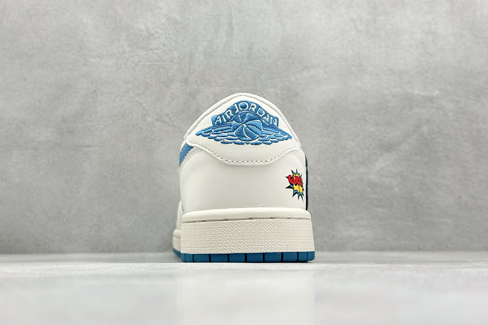 XC版Travis Scott x Fragment Design x Air Jordan 1 Low SP AJ1 乔1古驰联名 蓝勾蓝底 低帮文化休闲板鞋 ZH2598-165 XC版Travis Scott x Fragment Design x Air Jordan 1 Low SP AJ1 乔1古驰联名 蓝勾蓝底 低帮文化休闲板鞋 ZH2598-165