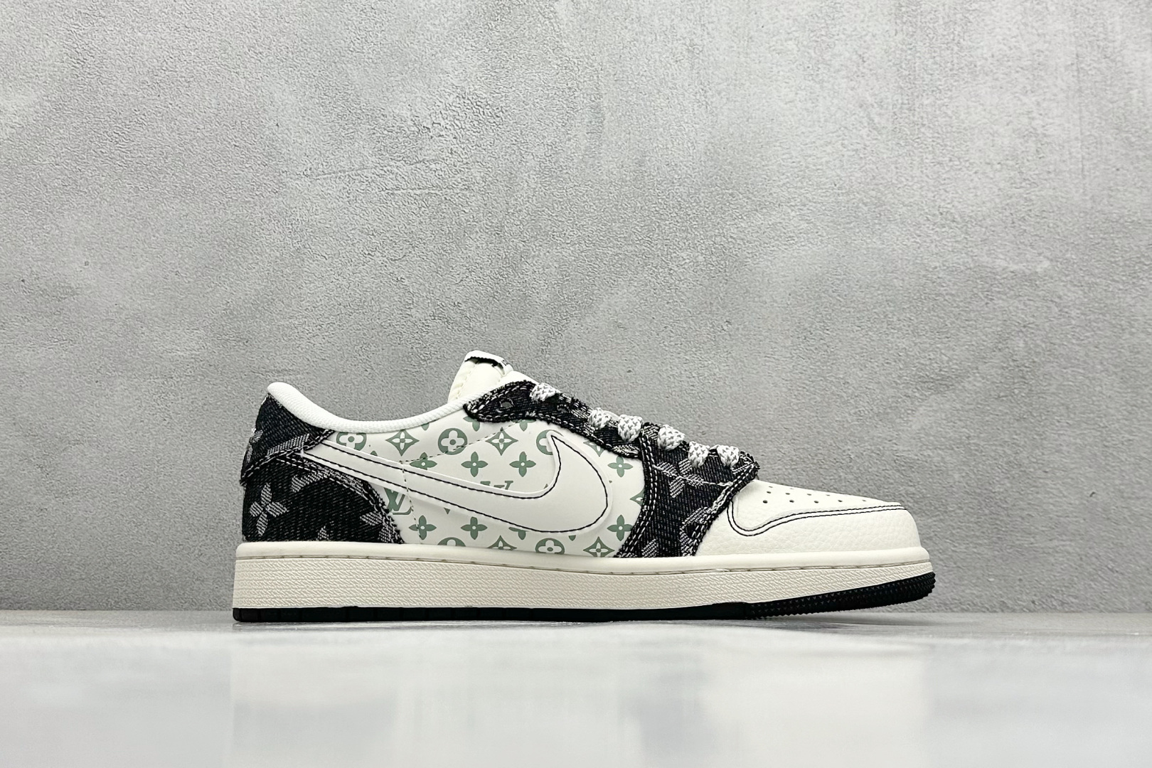 XC版Travis Scott x Fragment Design x Air Jordan 1 Low SP AJ1 乔1 LV联名 黑牛仔布 低帮文化休闲板鞋 YX5066-327
