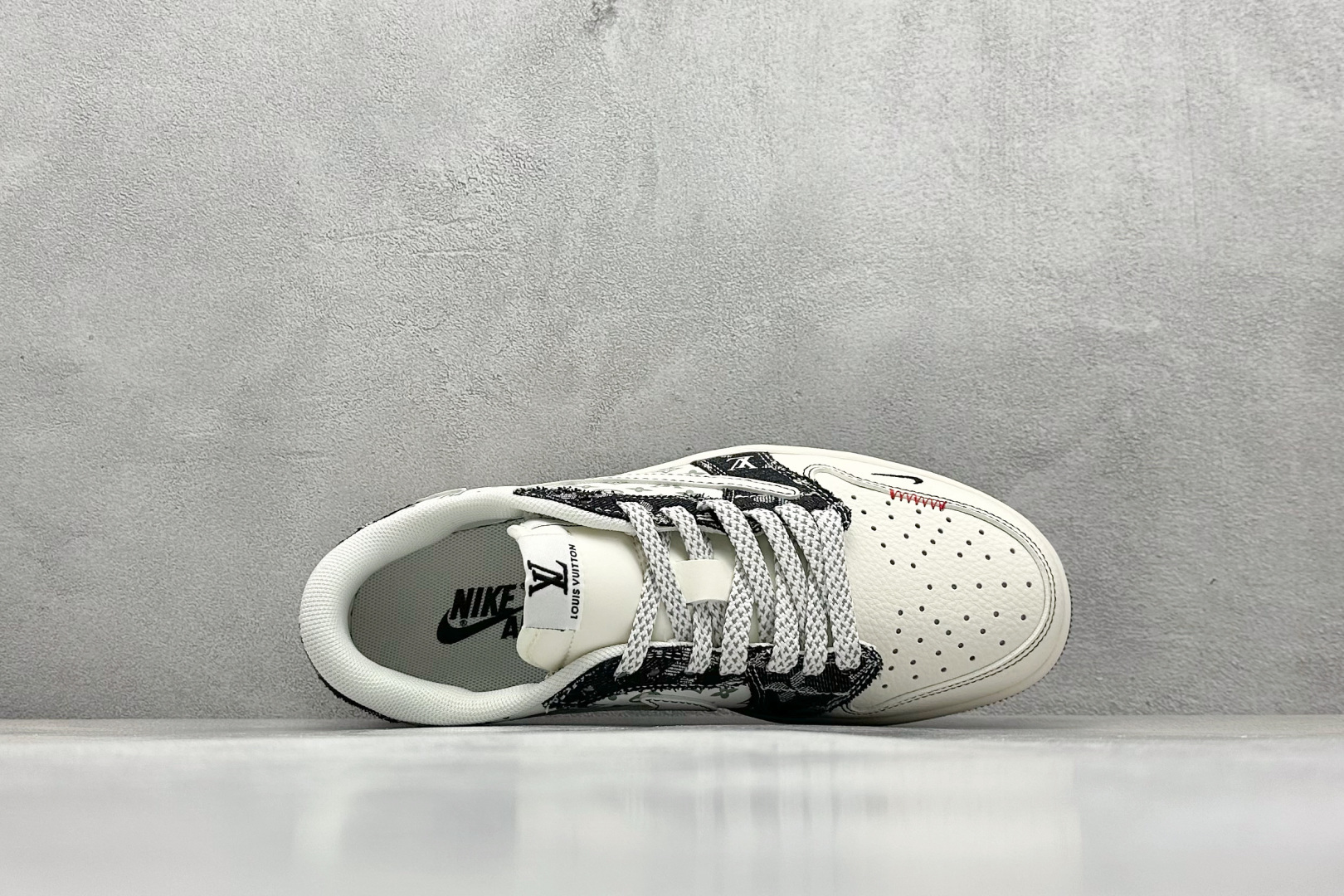 XC版Travis Scott x Fragment Design x Air Jordan 1 Low SP AJ1 乔1 LV联名 黑牛仔布 低帮文化休闲板鞋 YX5066-327