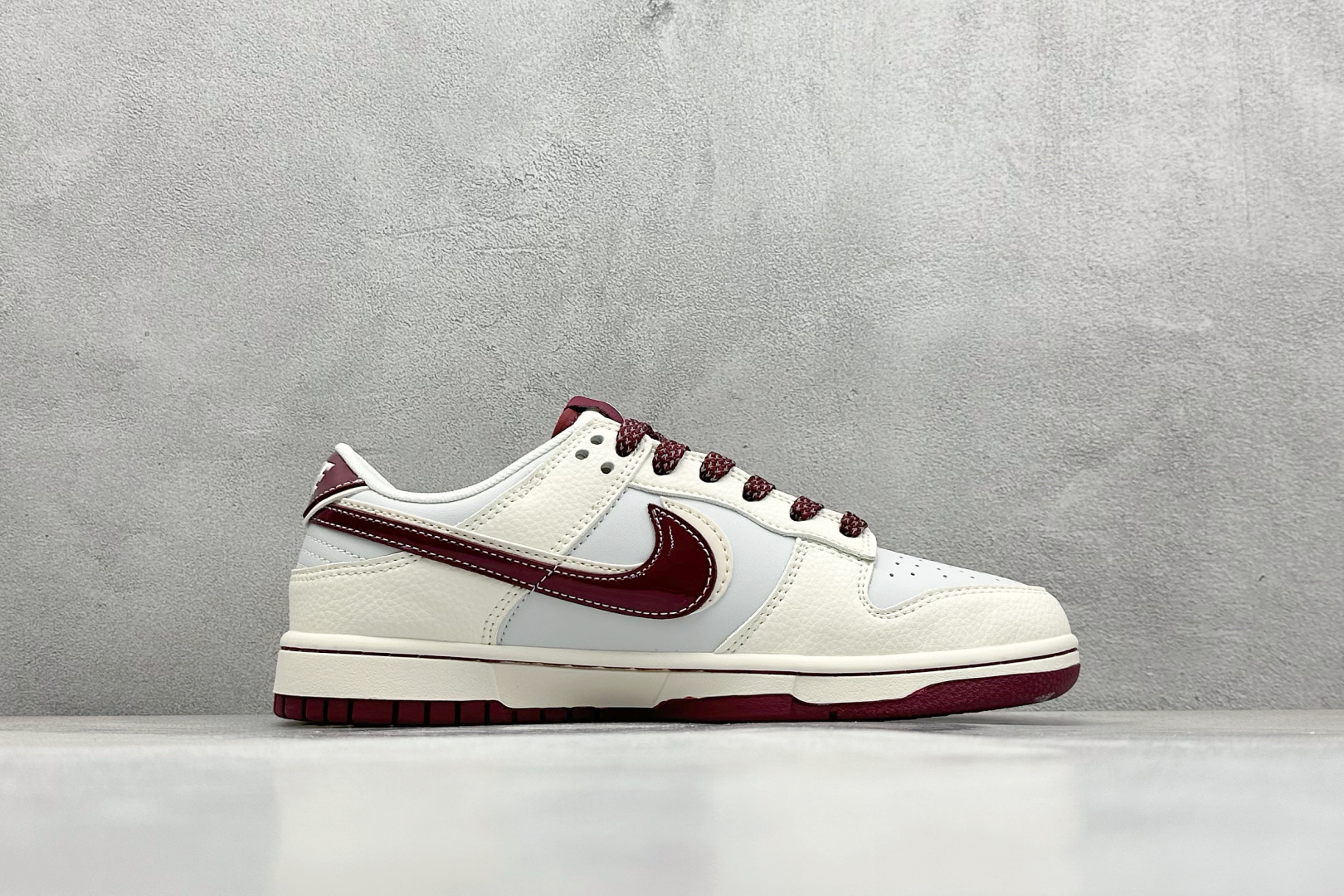 XC版Nike SB Dunk Low 问界M9红彩勾 周年高端定制 低帮休闲板鞋 FC1688-236