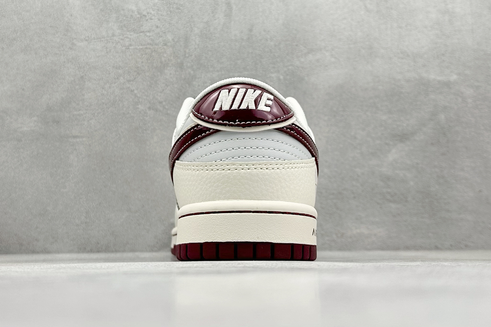 XC版Nike SB Dunk Low 问界M9红彩勾 周年高端定制 低帮休闲板鞋 FC1688-236