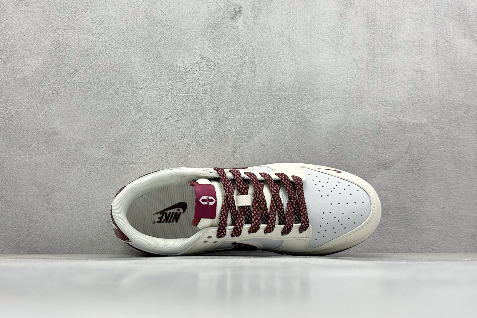 XC版Nike SB Dunk Low 问界M9红彩勾 周年高端定制 低帮休闲板鞋 FC1688-236