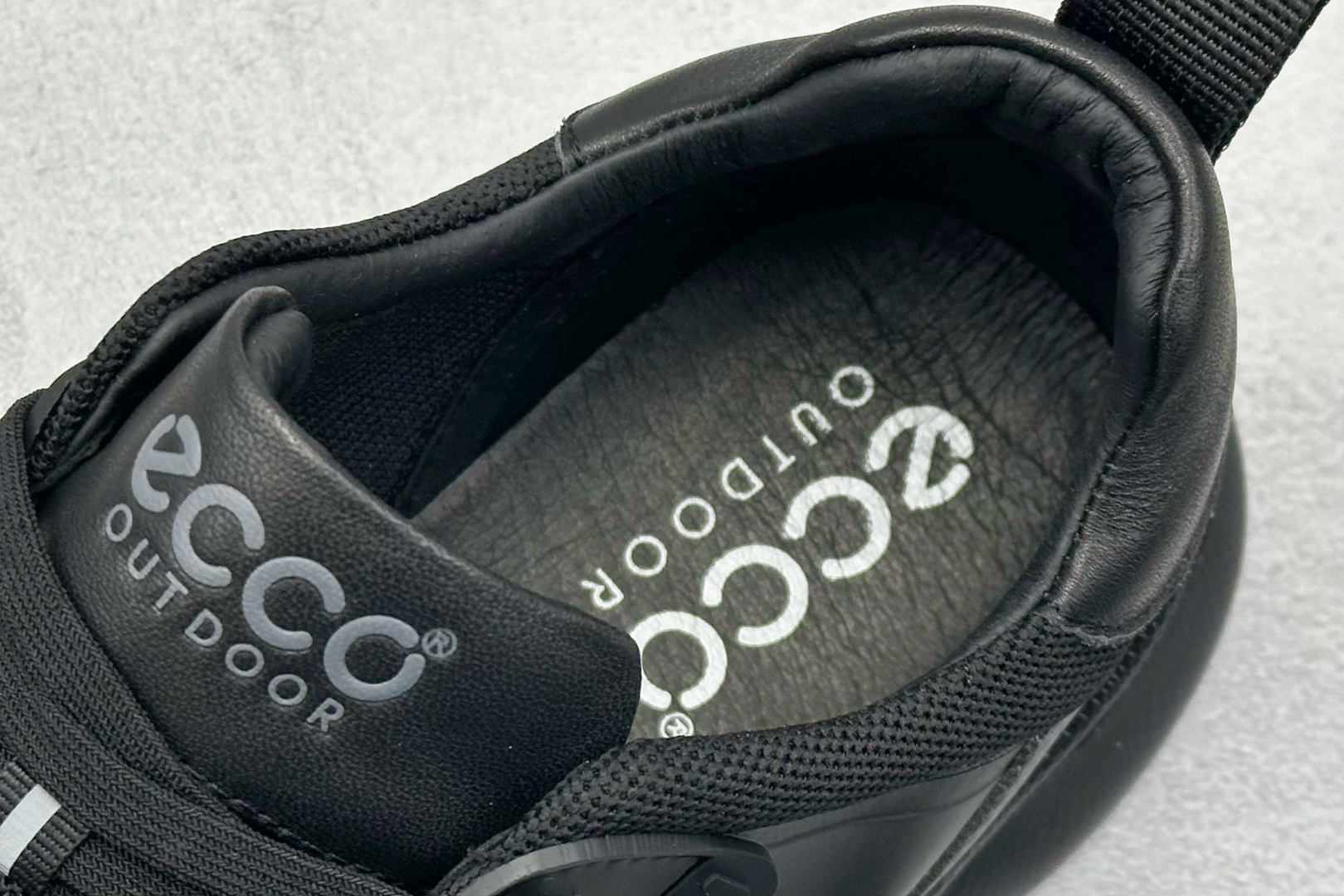 Ecco 爱步健步BIOM系列新款飞织网面百搭潮流户外运动鞋 825864