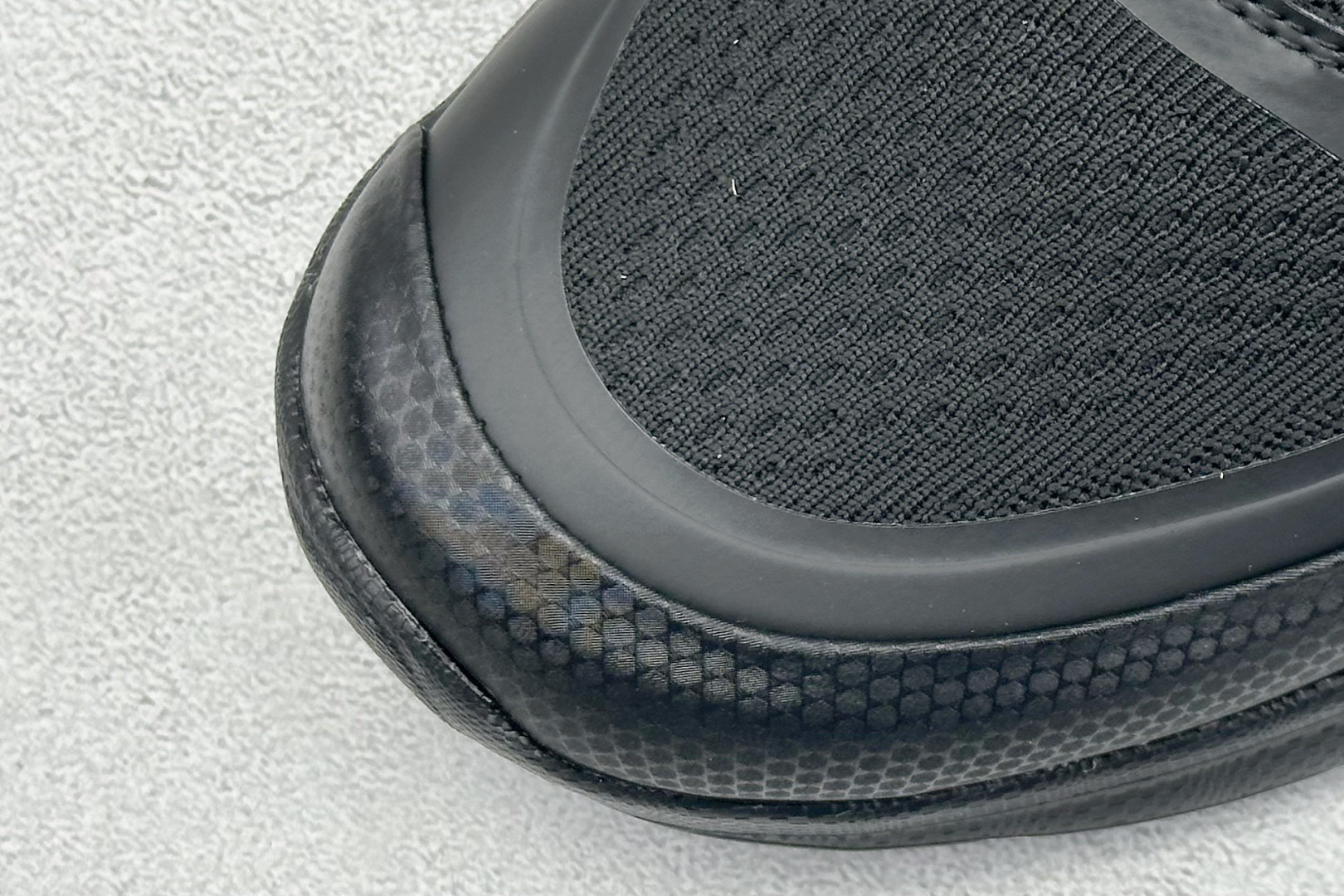 Ecco 爱步健步BIOM系列新款飞织网面百搭潮流户外运动鞋 825864